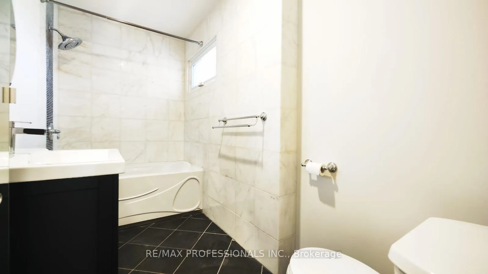 Photo 11 of Unit MAIN, 50 Eringate Drive, Etobicoke, Eringate-Centennial-West Deane — HOMEH