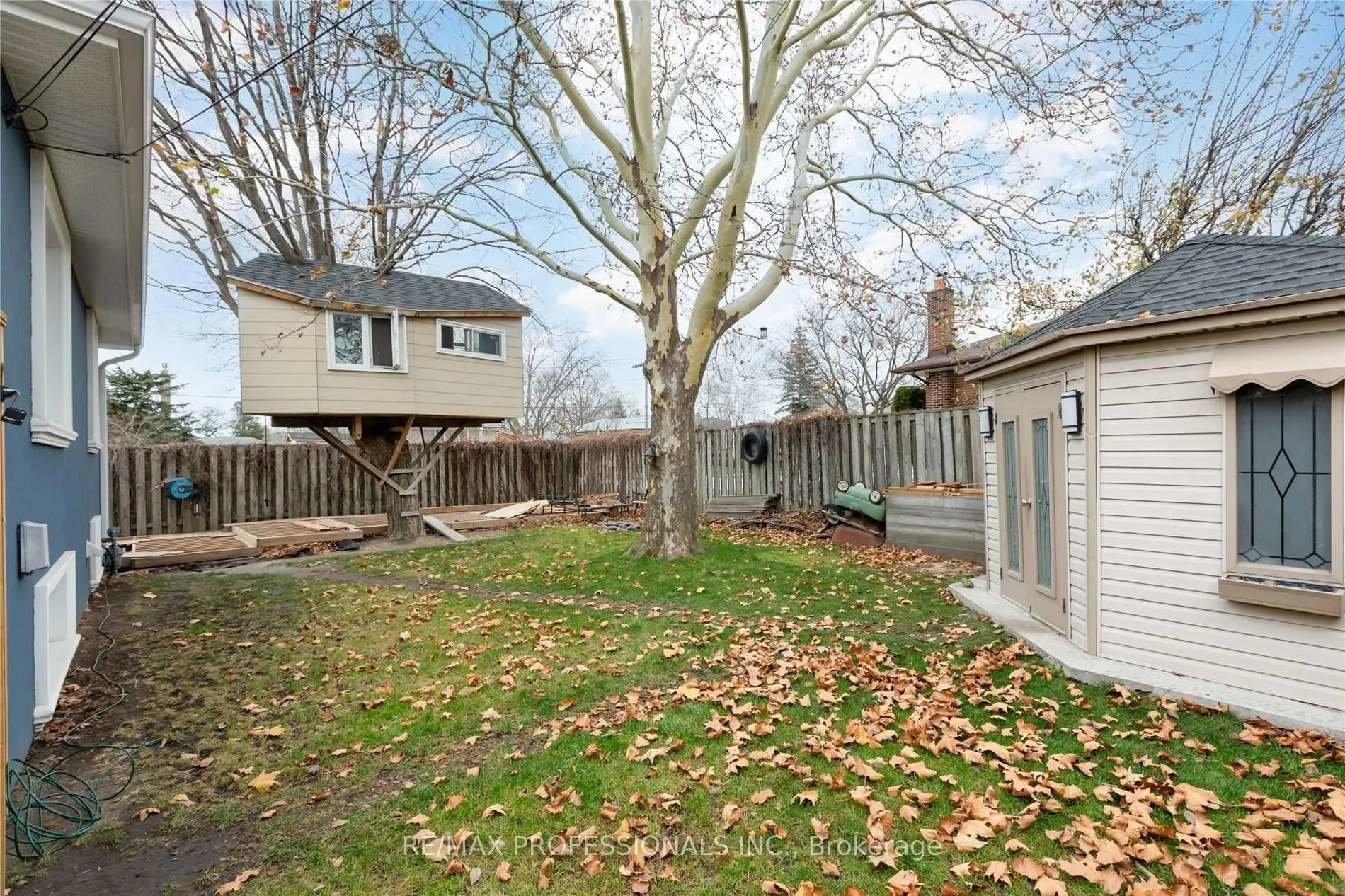 Photo 19 of Unit MAIN, 50 Eringate Drive, Etobicoke, Eringate-Centennial-West Deane — HOMEH