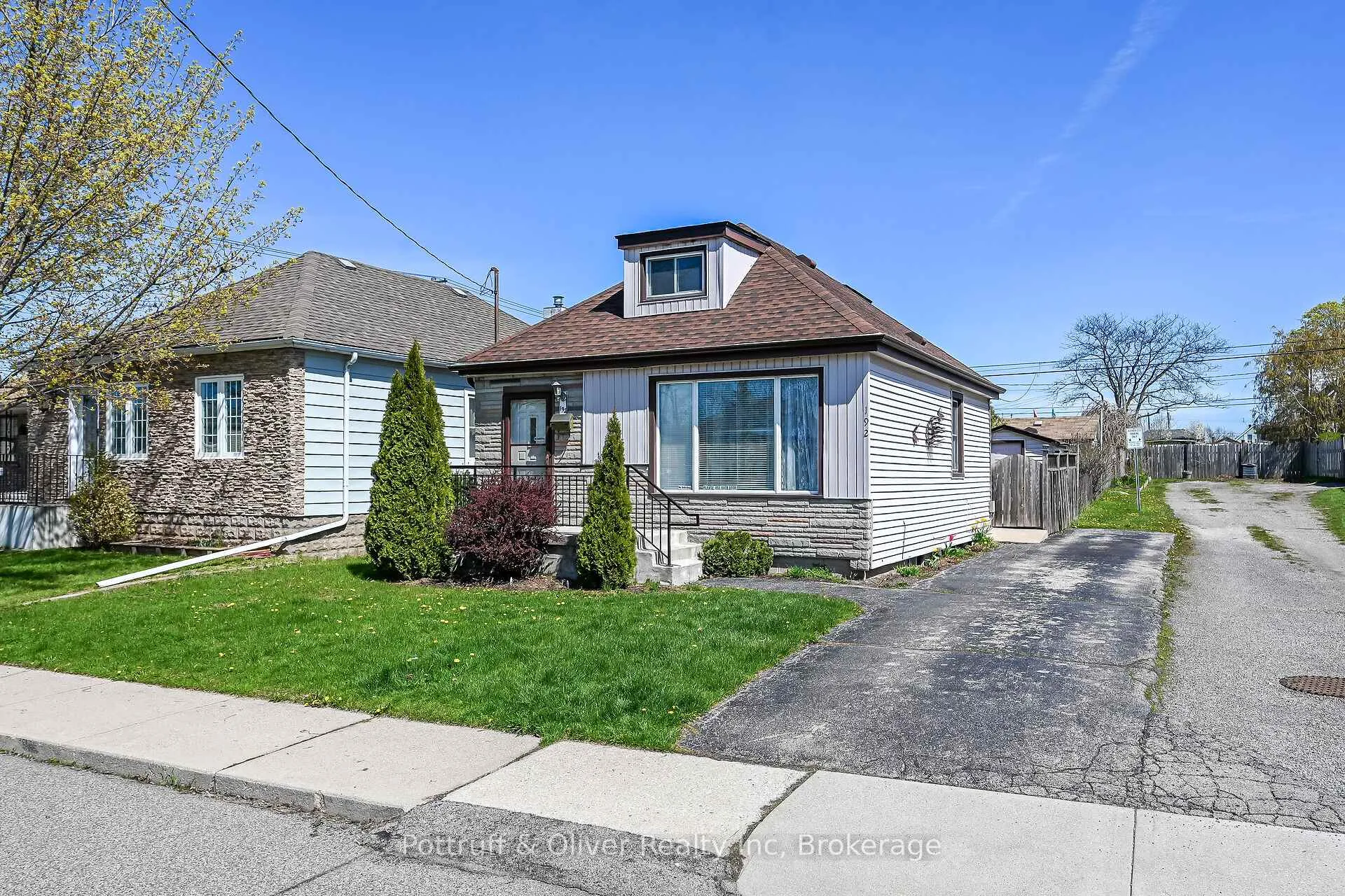 Photo 2 of 192 Ivon Avenue, Hamilton, Normanhurst — HOMEH