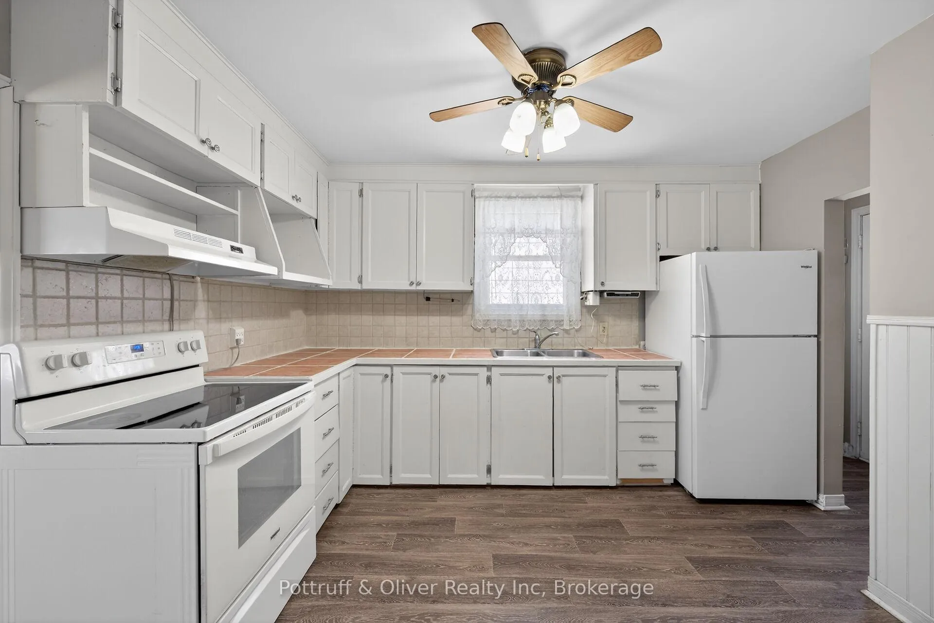 Photo 12 of 192 Ivon Avenue, Hamilton, Normanhurst — HOMEH