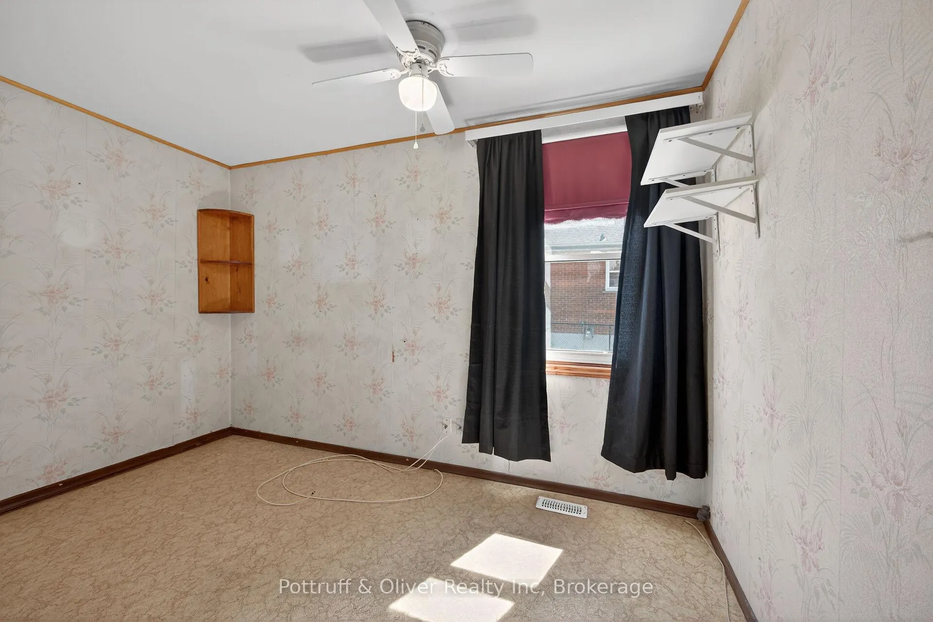 Photo 16 of 192 Ivon Avenue, Hamilton, Normanhurst — HOMEH