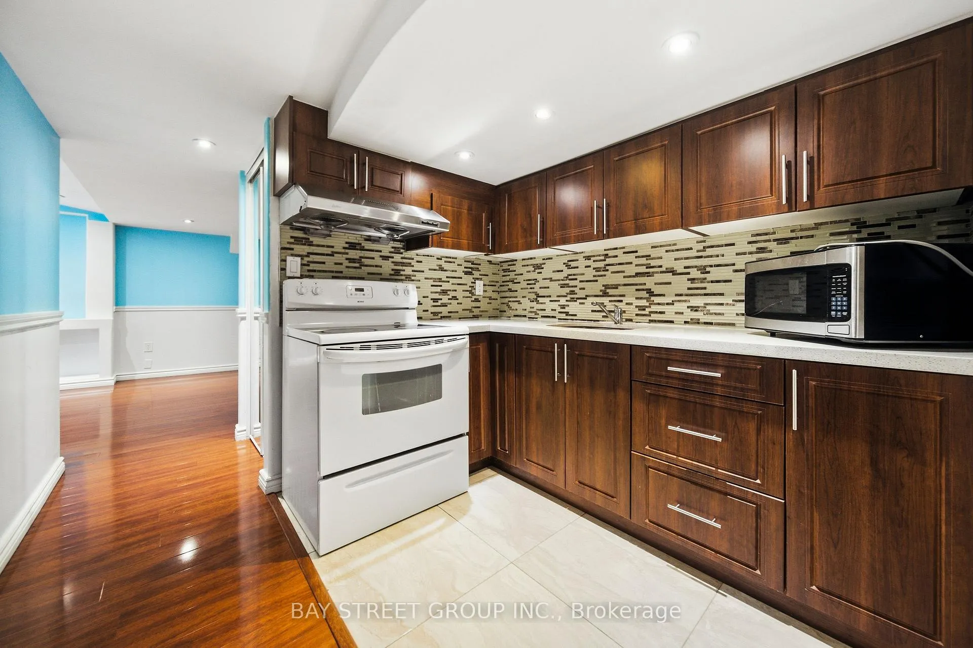 Photo 35 of 4 Decker Hollow Circle, Brampton, Credit Valley — HOMEH