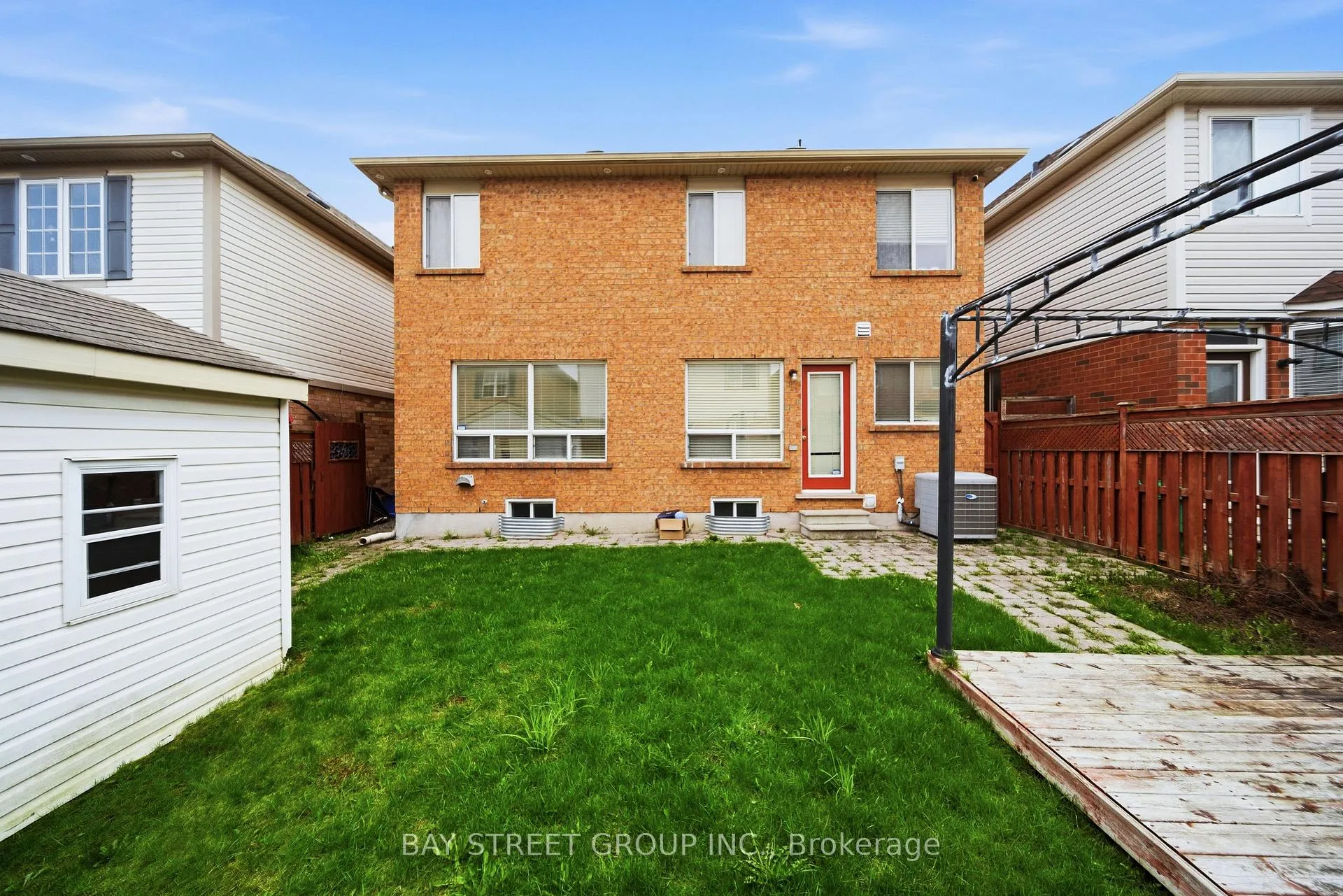 Photo 43 of 4 Decker Hollow Circle, Brampton, Credit Valley — HOMEH