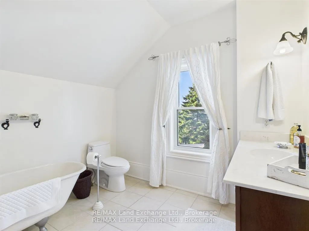 Photo 25 of 276 Durham Street, Kincardine — HOMEH