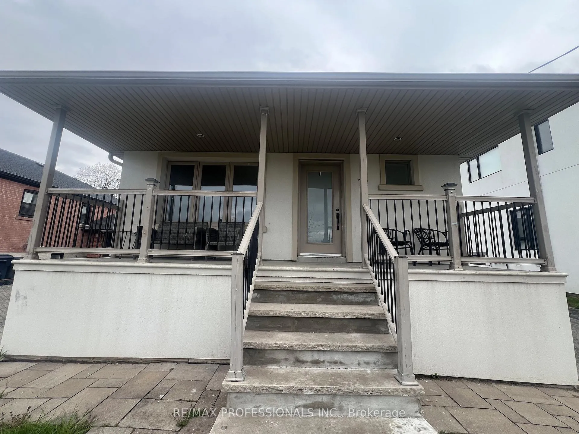 Photo 4 of 78 Athol Avenue, Etobicoke, Stonegate-Queensway — HOMEH