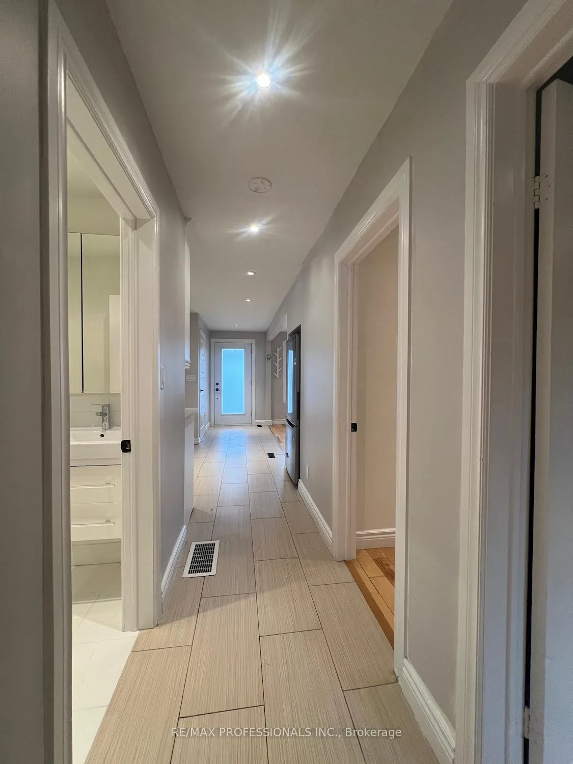 Photo 22 of 78 Athol Avenue, Etobicoke, Stonegate-Queensway — HOMEH