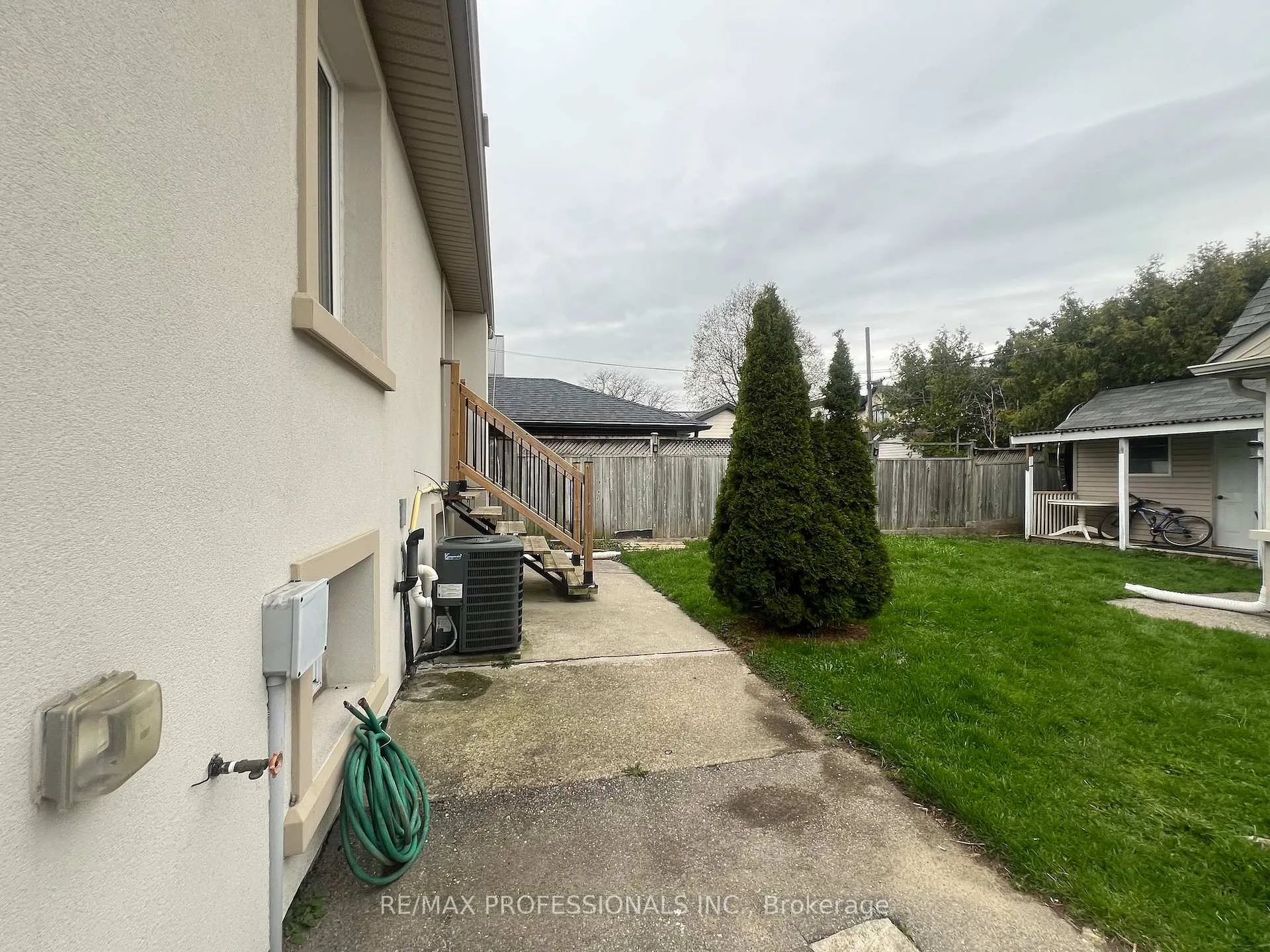 Photo 31 of 78 Athol Avenue, Etobicoke, Stonegate-Queensway — HOMEH