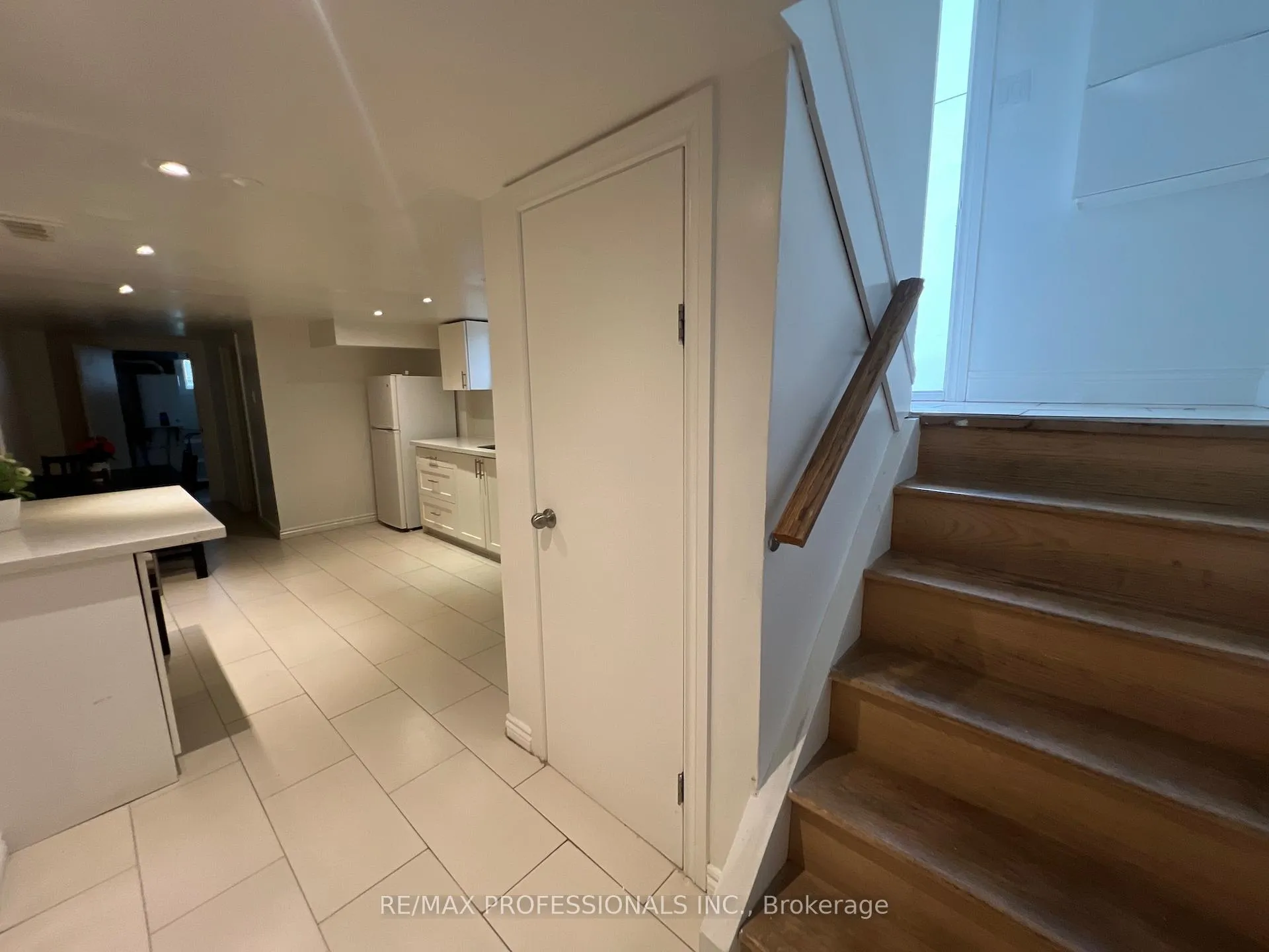 Photo 49 of 78 Athol Avenue, Etobicoke, Stonegate-Queensway — HOMEH
