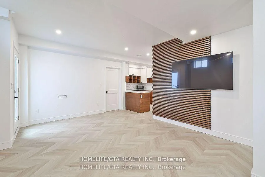 Photo 21 of Unit Basement, 17 Couloir Drive, Markham, Cornell — HOMEH