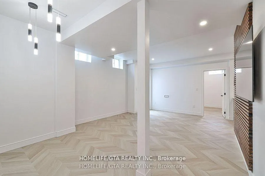 Photo 22 of Unit Basement, 17 Couloir Drive, Markham, Cornell — HOMEH