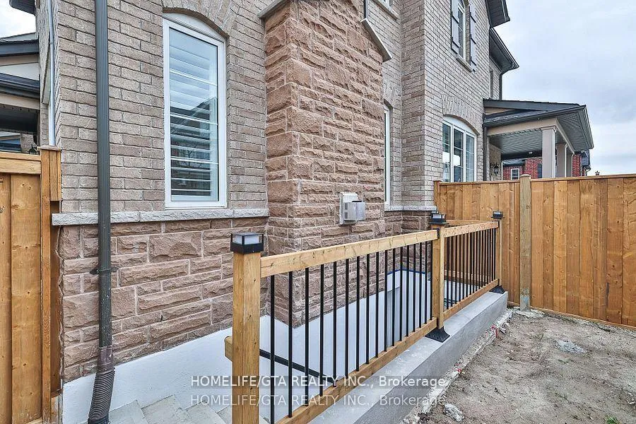 Photo 23 of Unit Basement, 17 Couloir Drive, Markham, Cornell — HOMEH