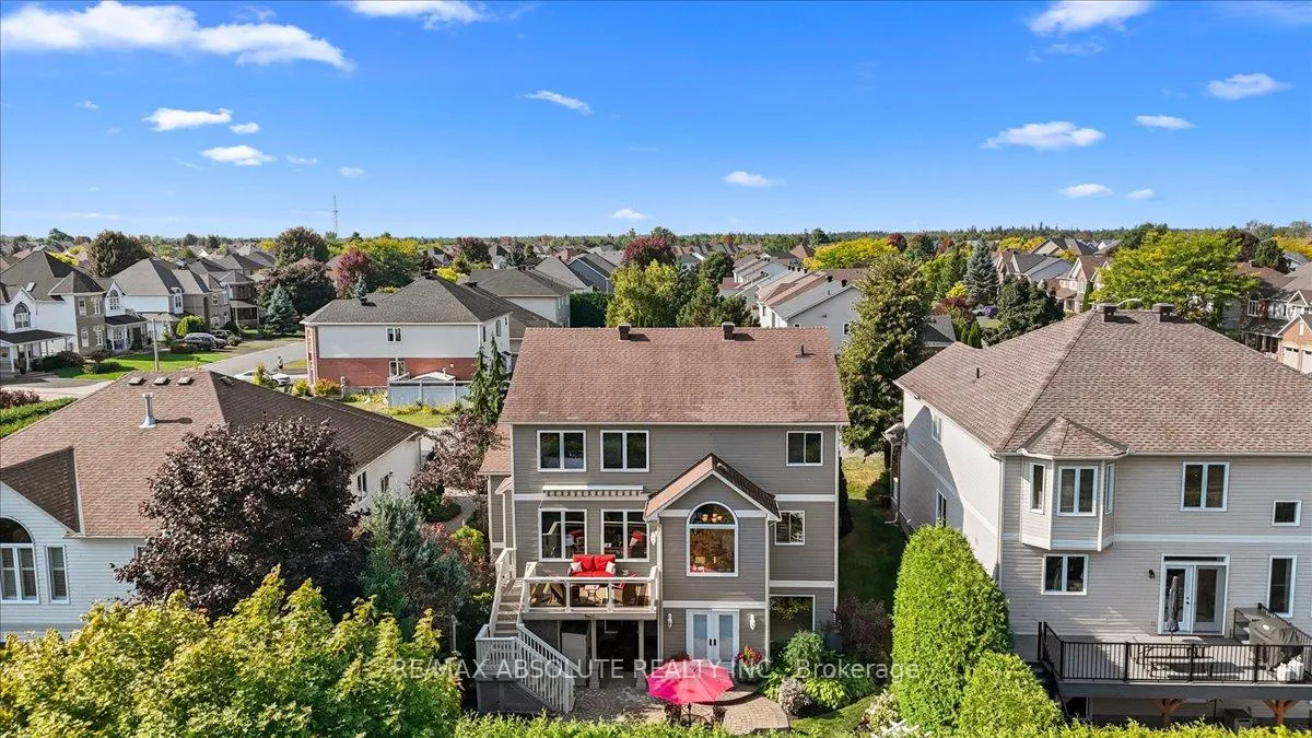 Photo 5 of 26 Franklin Cathcart Crescent, Ottawa, Stittsville (South) — HOMEH