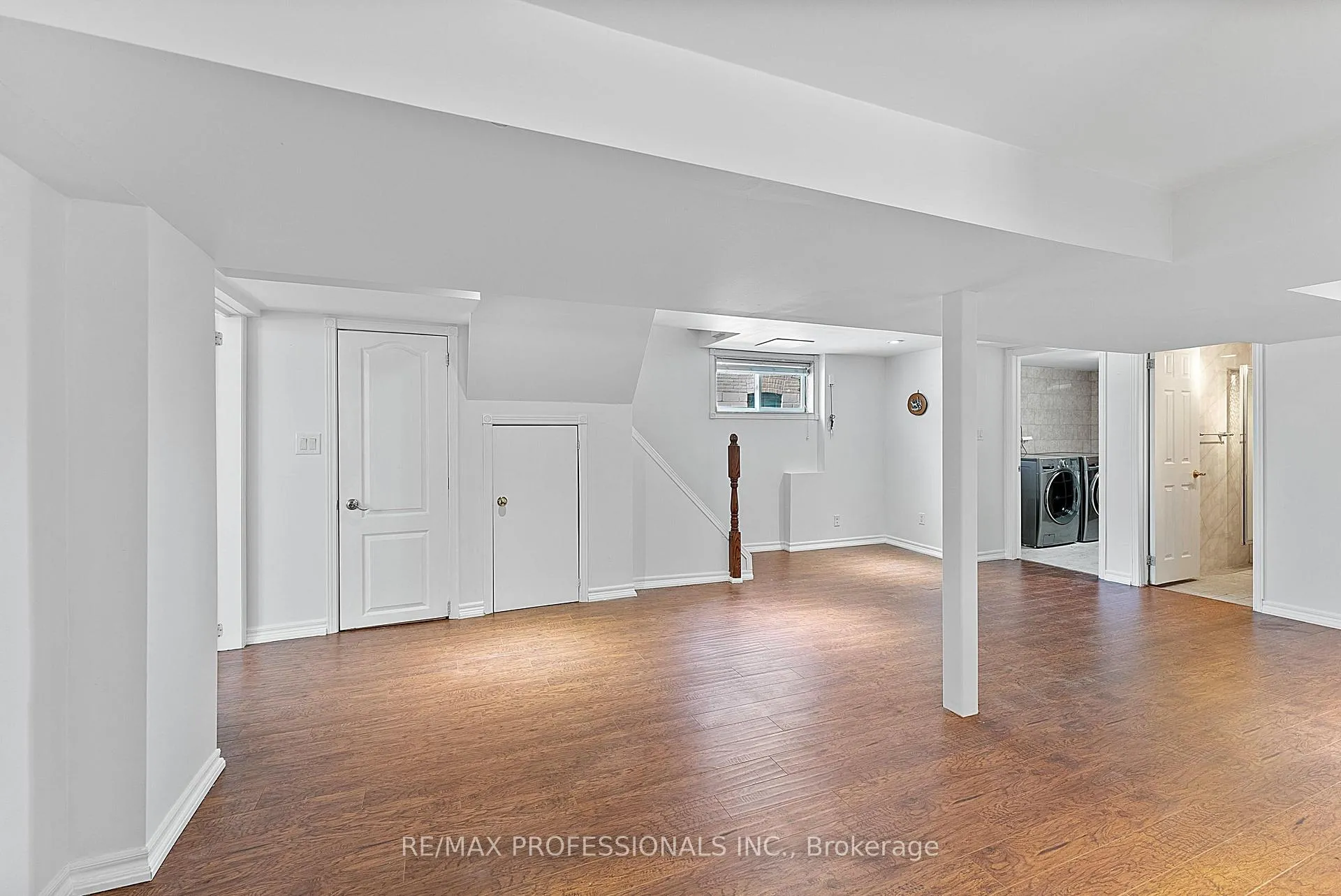 Photo 31 of 46 Stock Avenue, Etobicoke, Islington-City Centre West — HOMEH