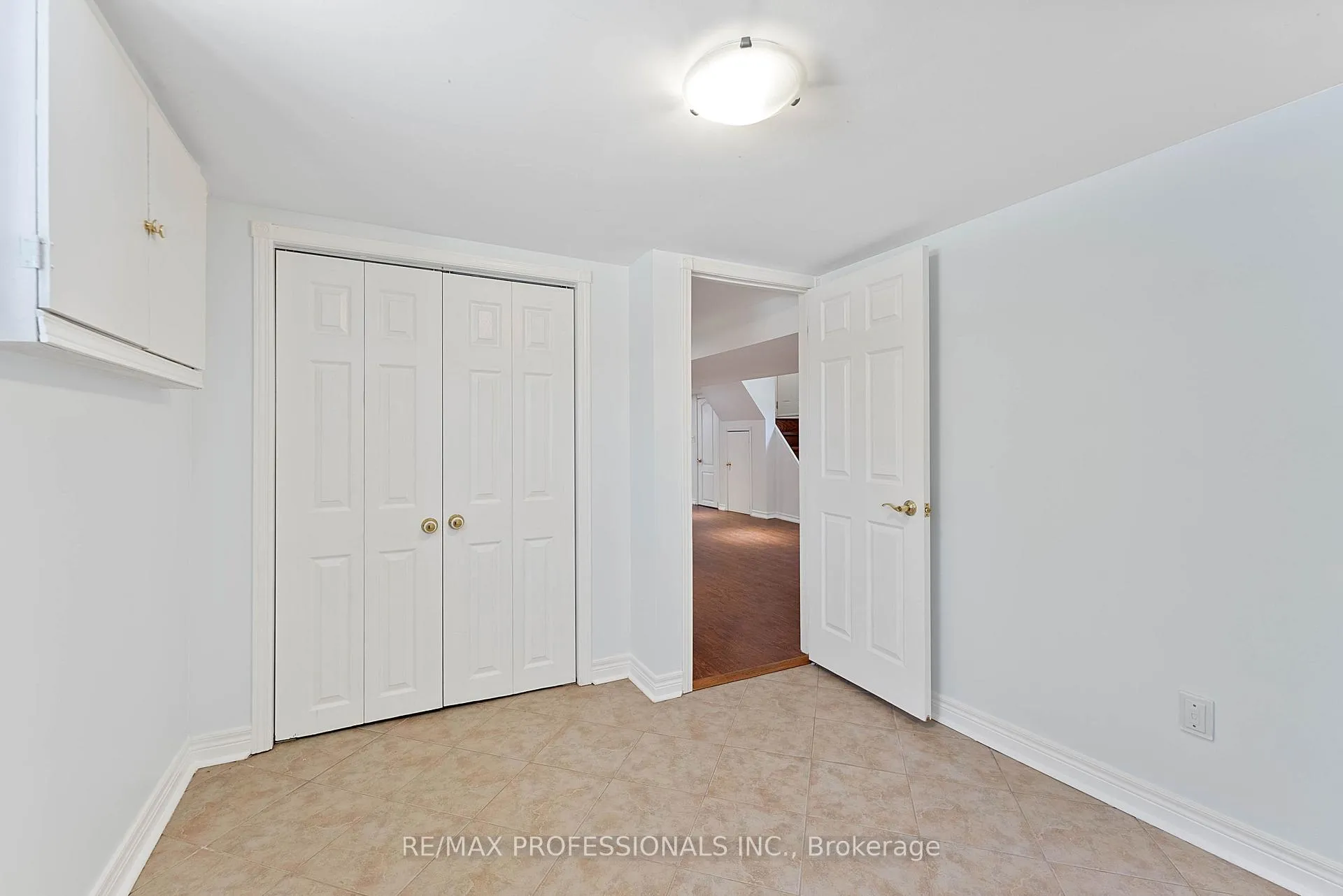Photo 37 of 46 Stock Avenue, Etobicoke, Islington-City Centre West — HOMEH