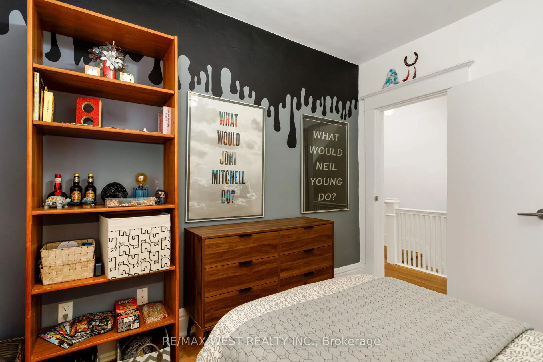 Photo 26 of 127 Glendale Avenue, Toronto, High Park-Swansea — HOMEH