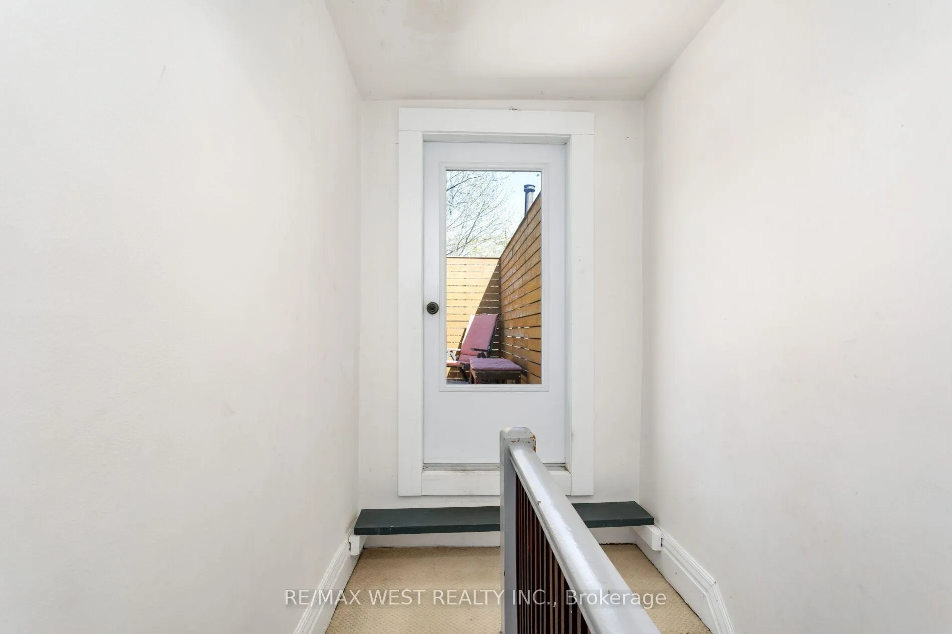 Photo 37 of 127 Glendale Avenue, Toronto, High Park-Swansea — HOMEH