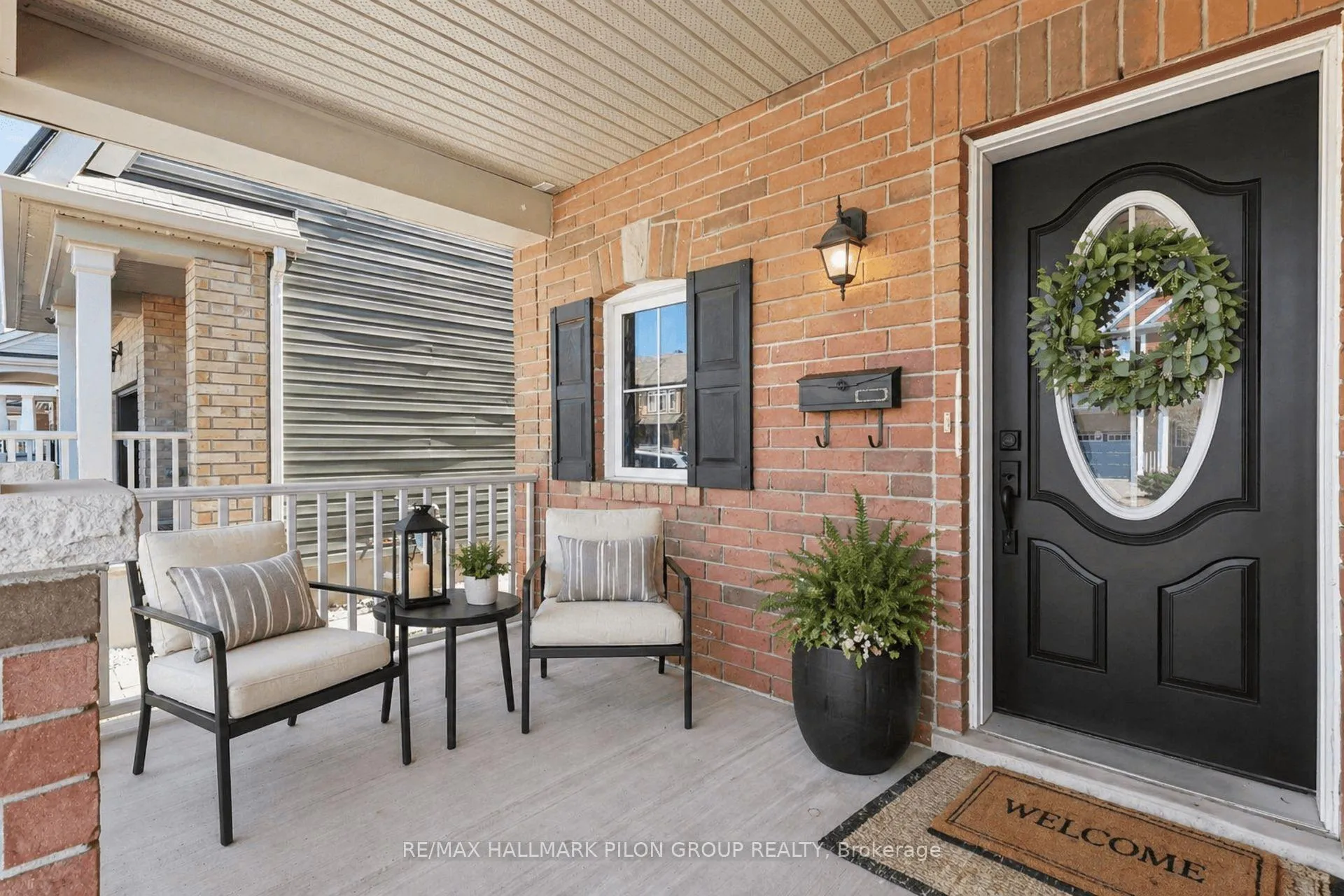Photo 2 of 214 Serra Ridge, Ottawa, Notting Hill/Summerside — HOMEH