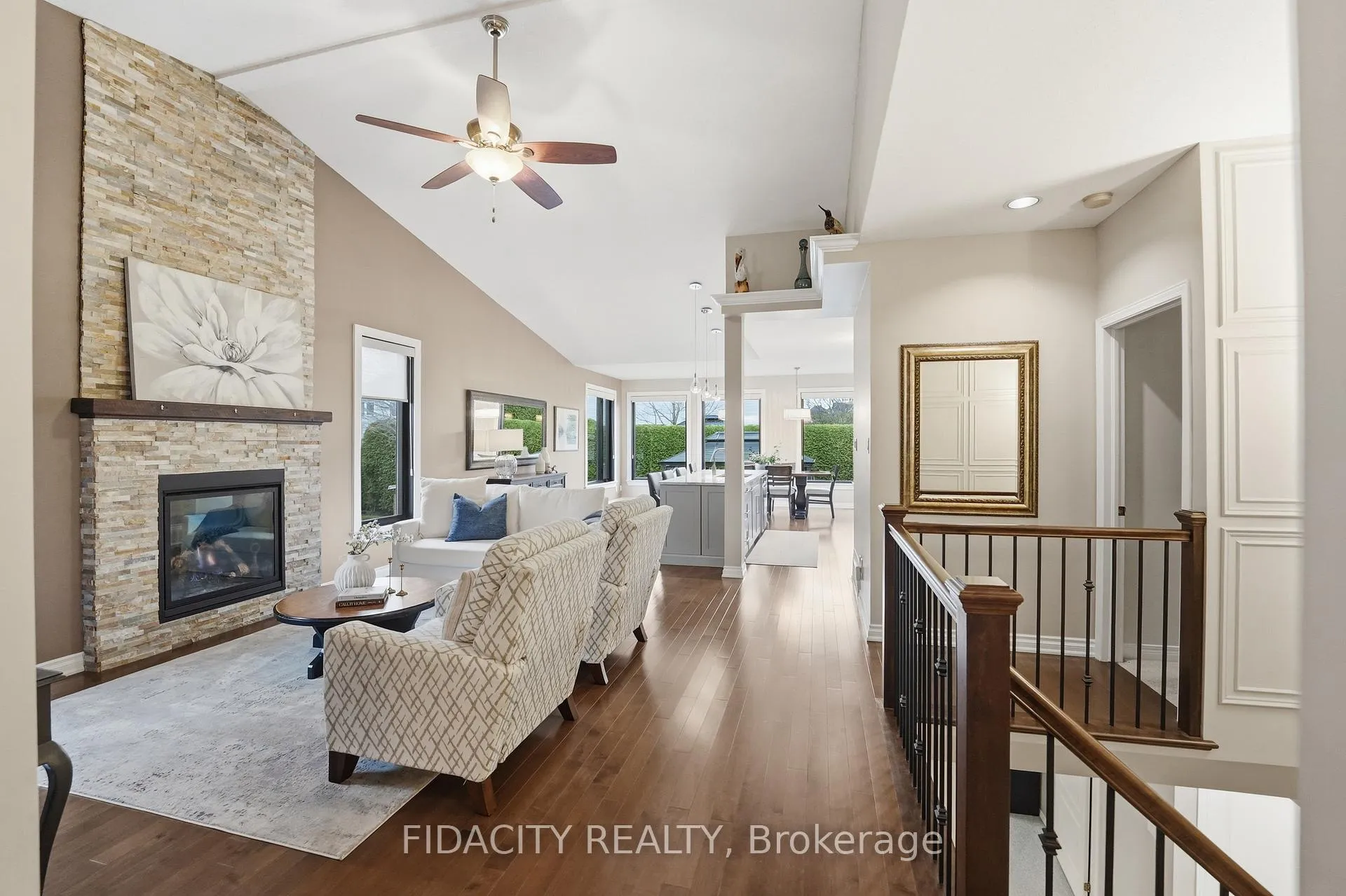 Photo 4 of 31 Sable Run Drive, Ottawa, Stittsville (Central) — HOMEH
