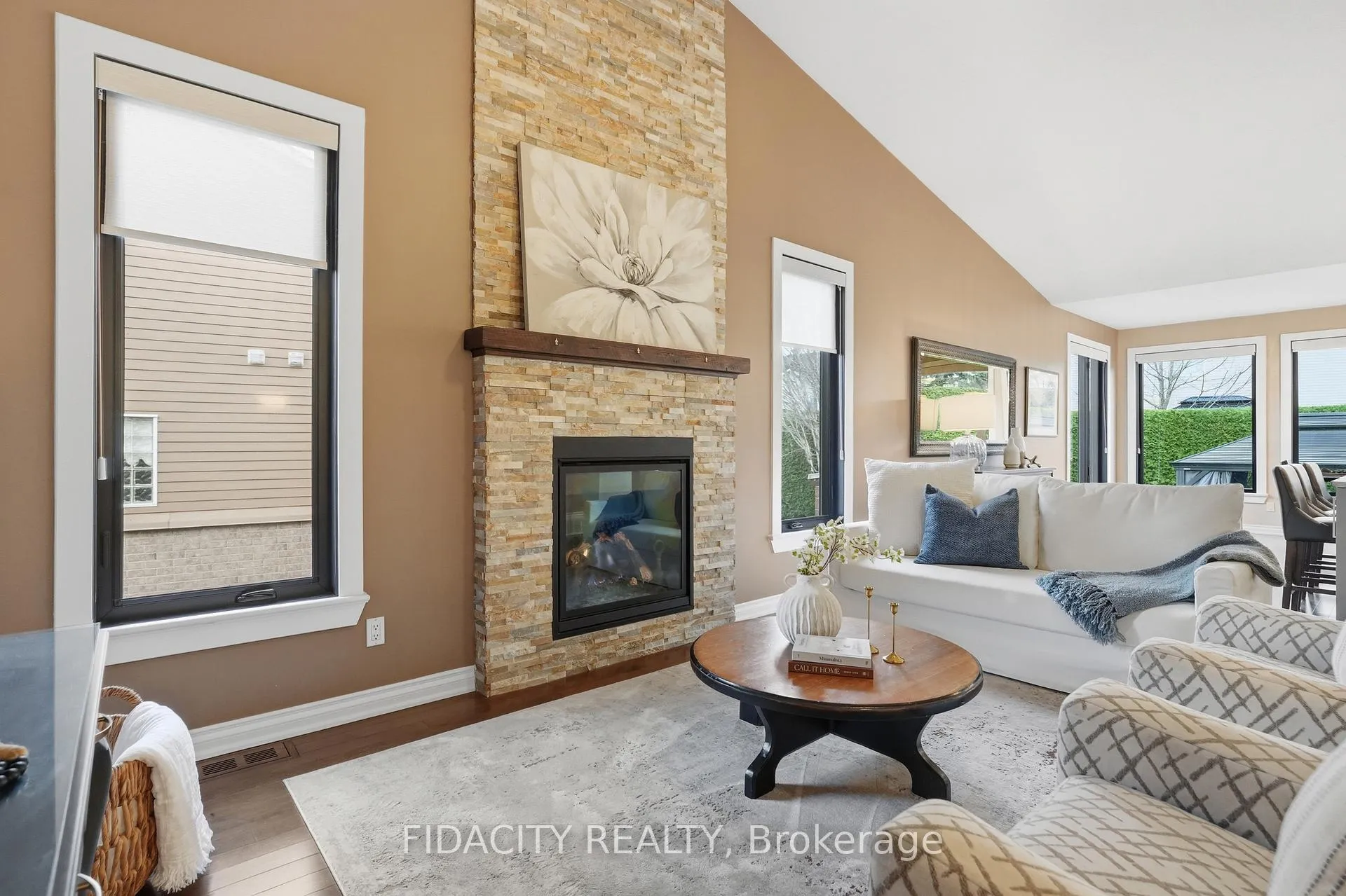 Photo 6 of 31 Sable Run Drive, Ottawa, Stittsville (Central) — HOMEH