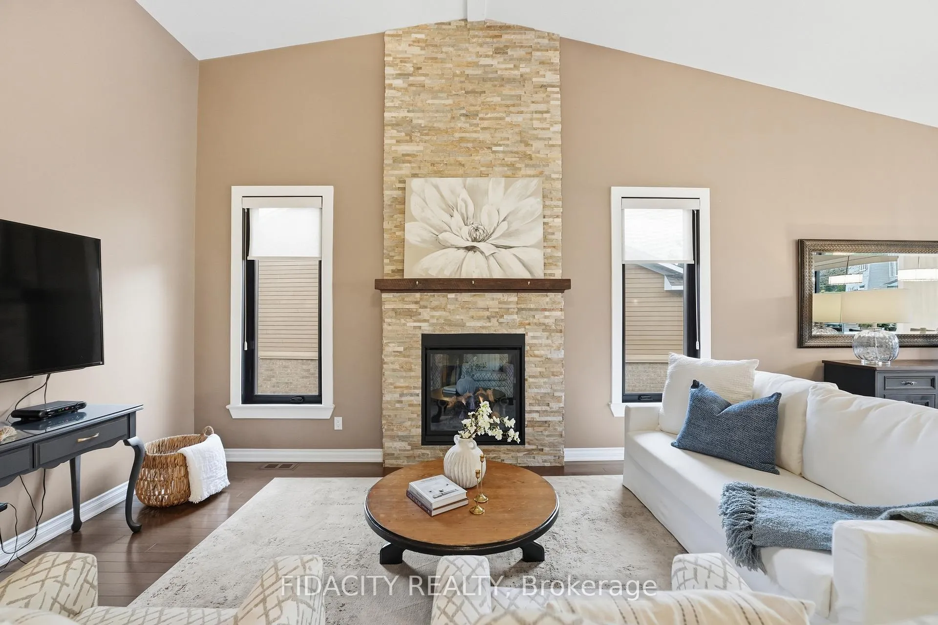 Photo 7 of 31 Sable Run Drive, Ottawa, Stittsville (Central) — HOMEH