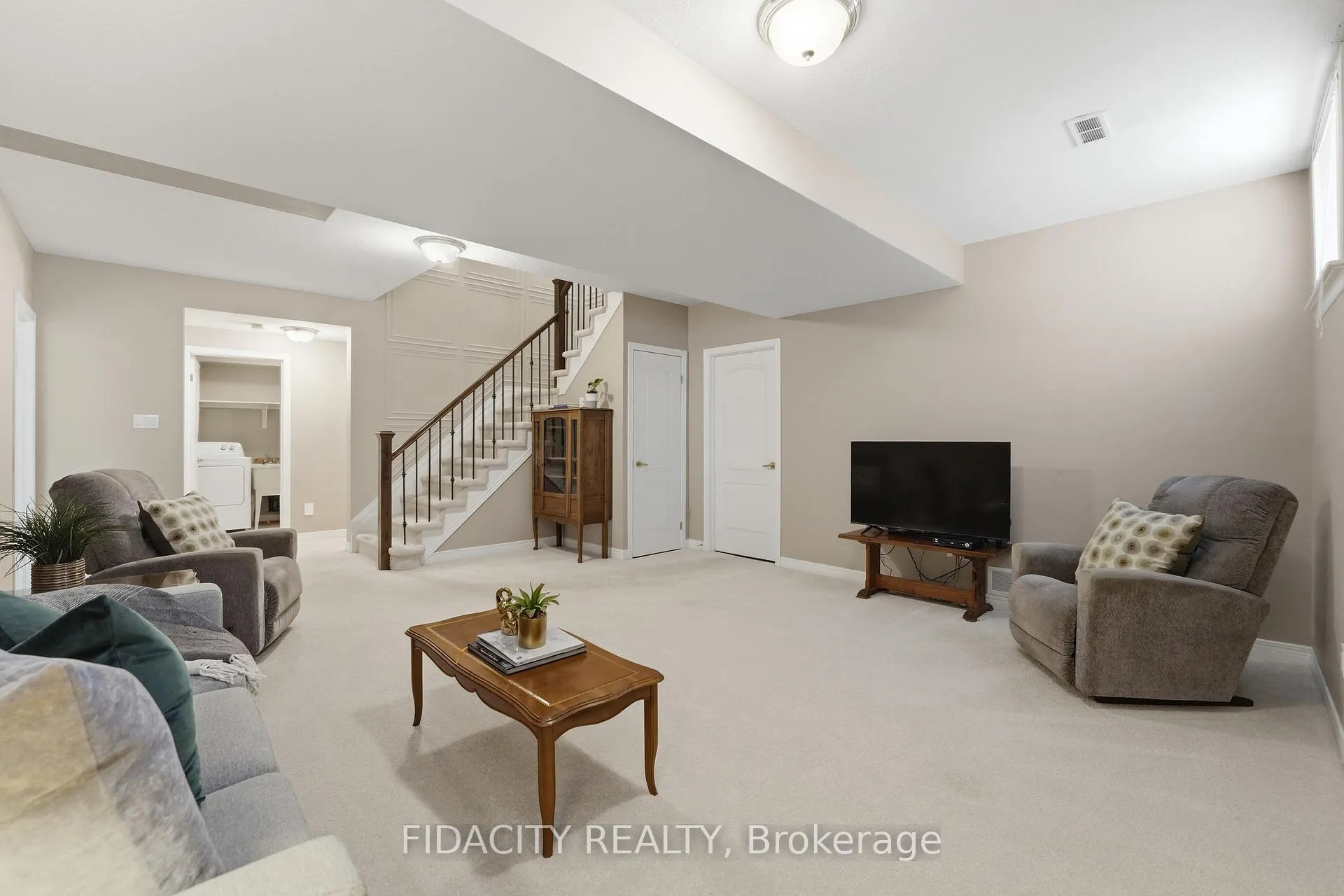 Photo 29 of 31 Sable Run Drive, Ottawa, Stittsville (Central) — HOMEH