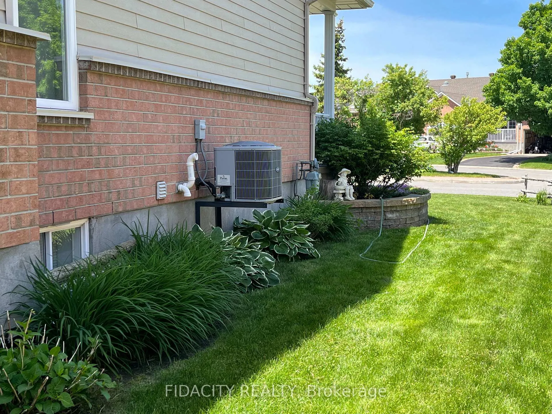 Photo 41 of 31 Sable Run Drive, Ottawa, Stittsville (Central) — HOMEH