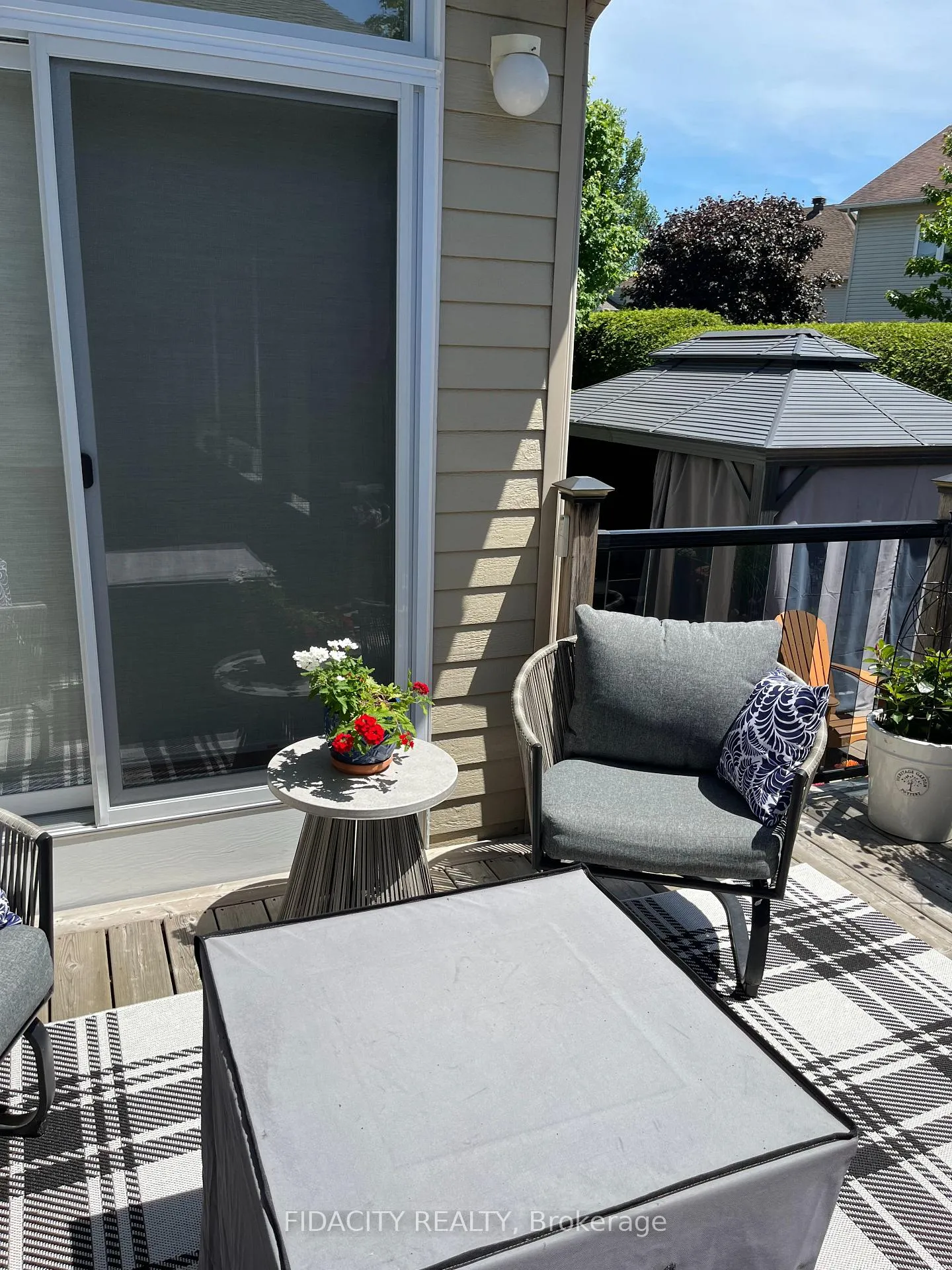 Photo 45 of 31 Sable Run Drive, Ottawa, Stittsville (Central) — HOMEH