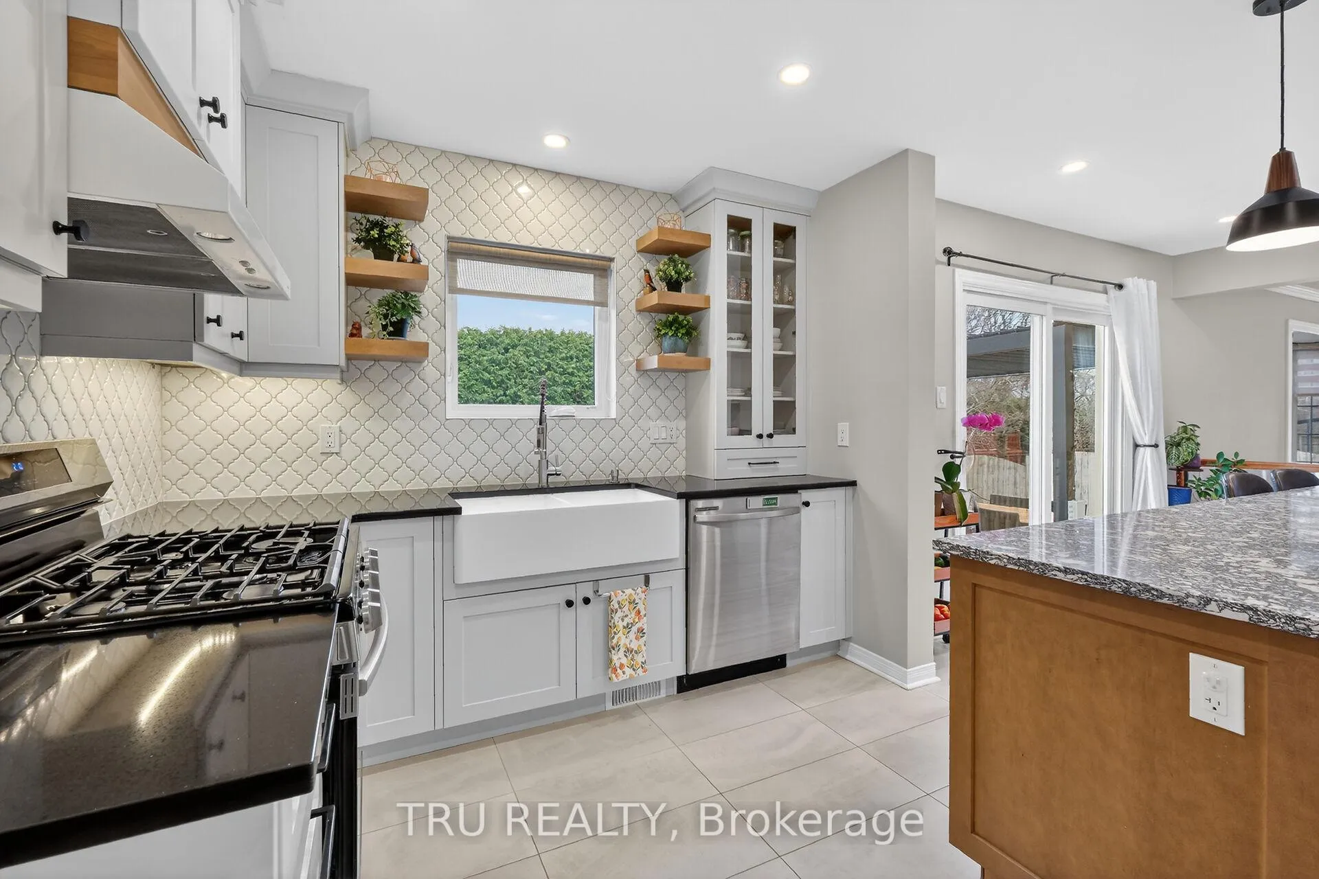 Photo 10 of 36 James Lewis Avenue, Ottawa, Stittsville (South) — HOMEH