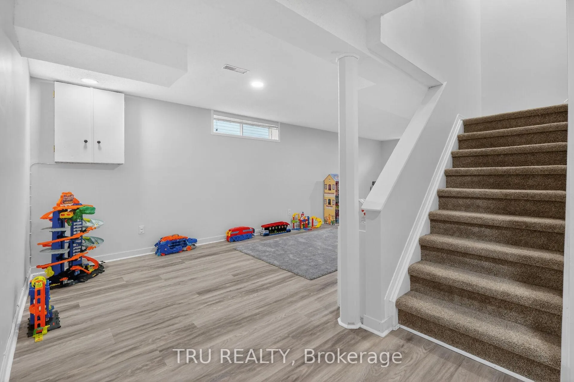 Photo 38 of 36 James Lewis Avenue, Ottawa, Stittsville (South) — HOMEH