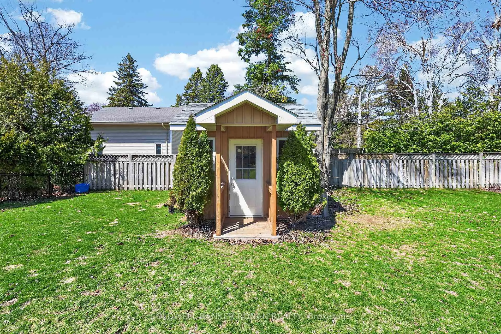 Photo 29 of 31 Marie Street, Georgina, Sutton & Jackson's Point — HOMEH