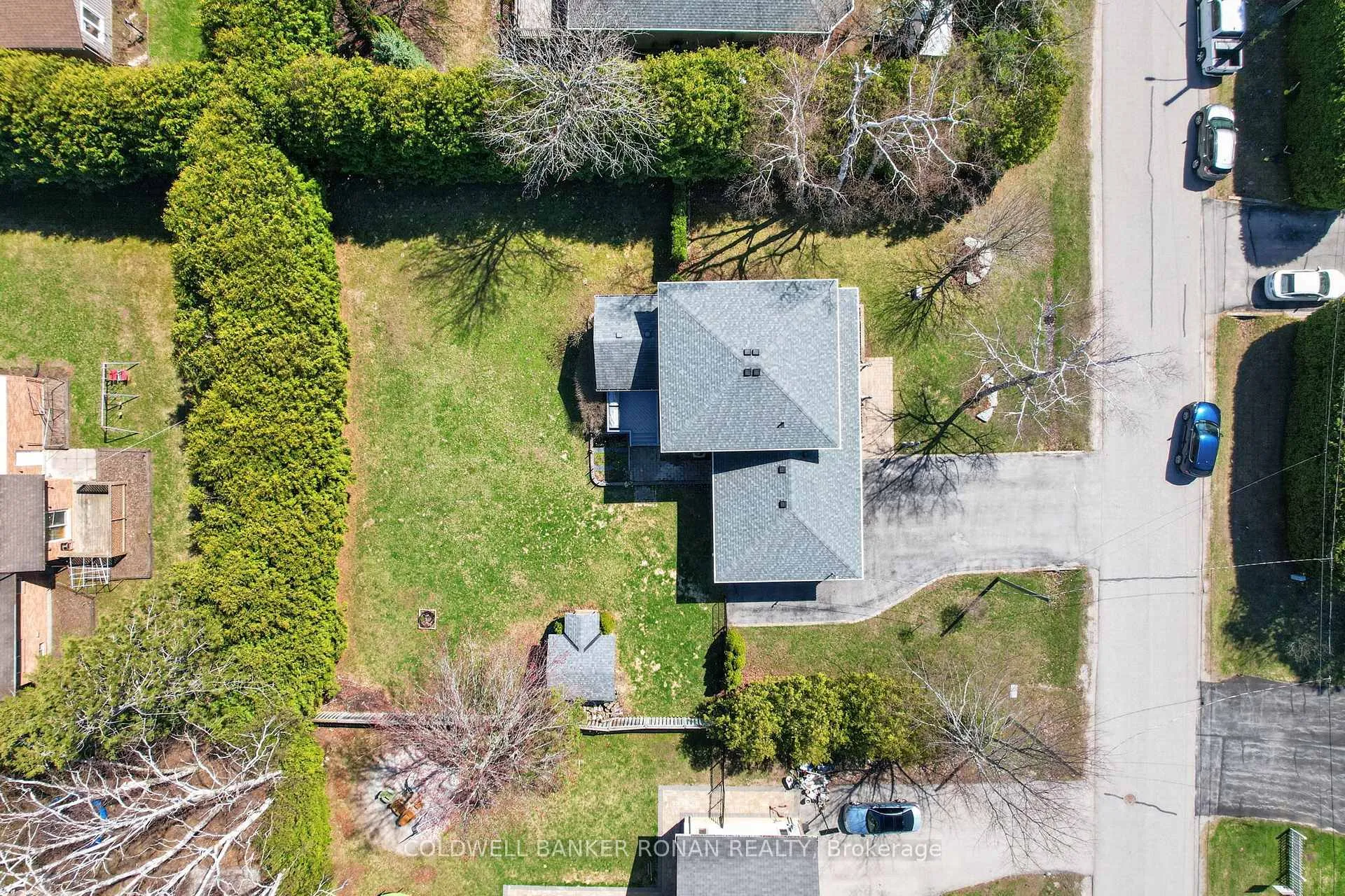Photo 33 of 31 Marie Street, Georgina, Sutton & Jackson's Point — HOMEH