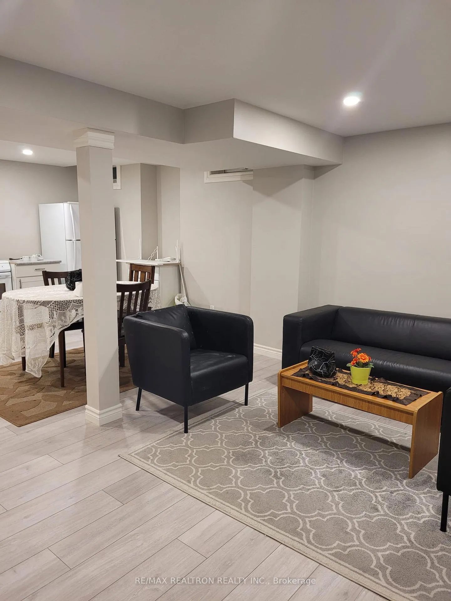 Photo 1 of Unit Bsmt, 7 Billingham Heights, Aurora, Bayview Wellington — HOMEH