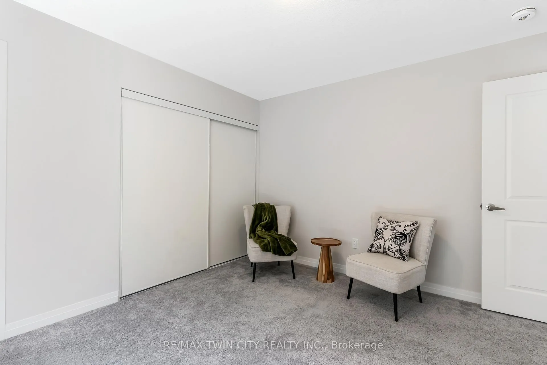 Photo 24 of 14 Mary Watson Street, North Dumfries, Ayr — HOMEH