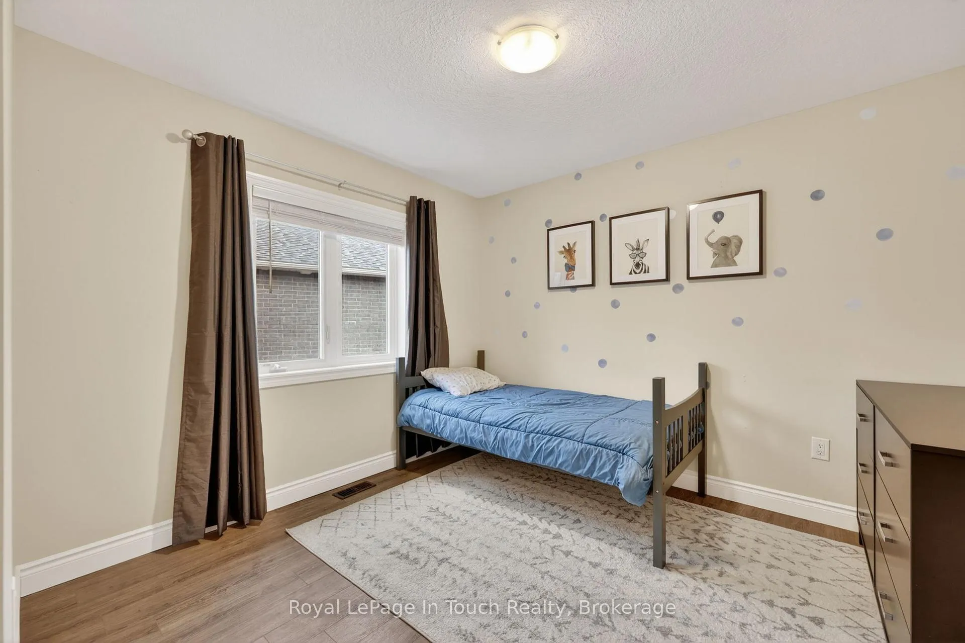 Photo 14 of 55 Hunter Avenue, Tay, Victoria Harbour — HOMEH
