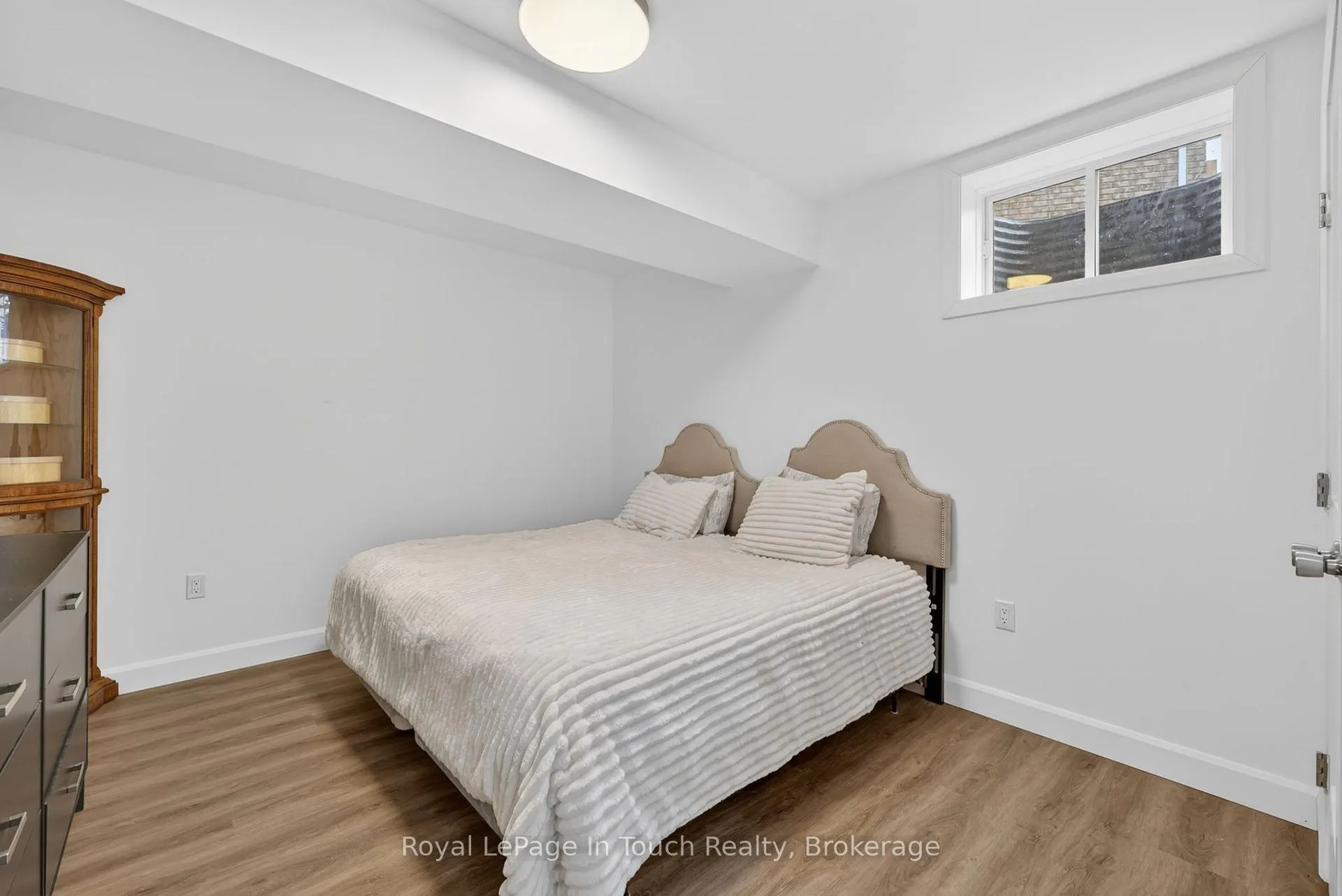 Photo 19 of 55 Hunter Avenue, Tay, Victoria Harbour — HOMEH