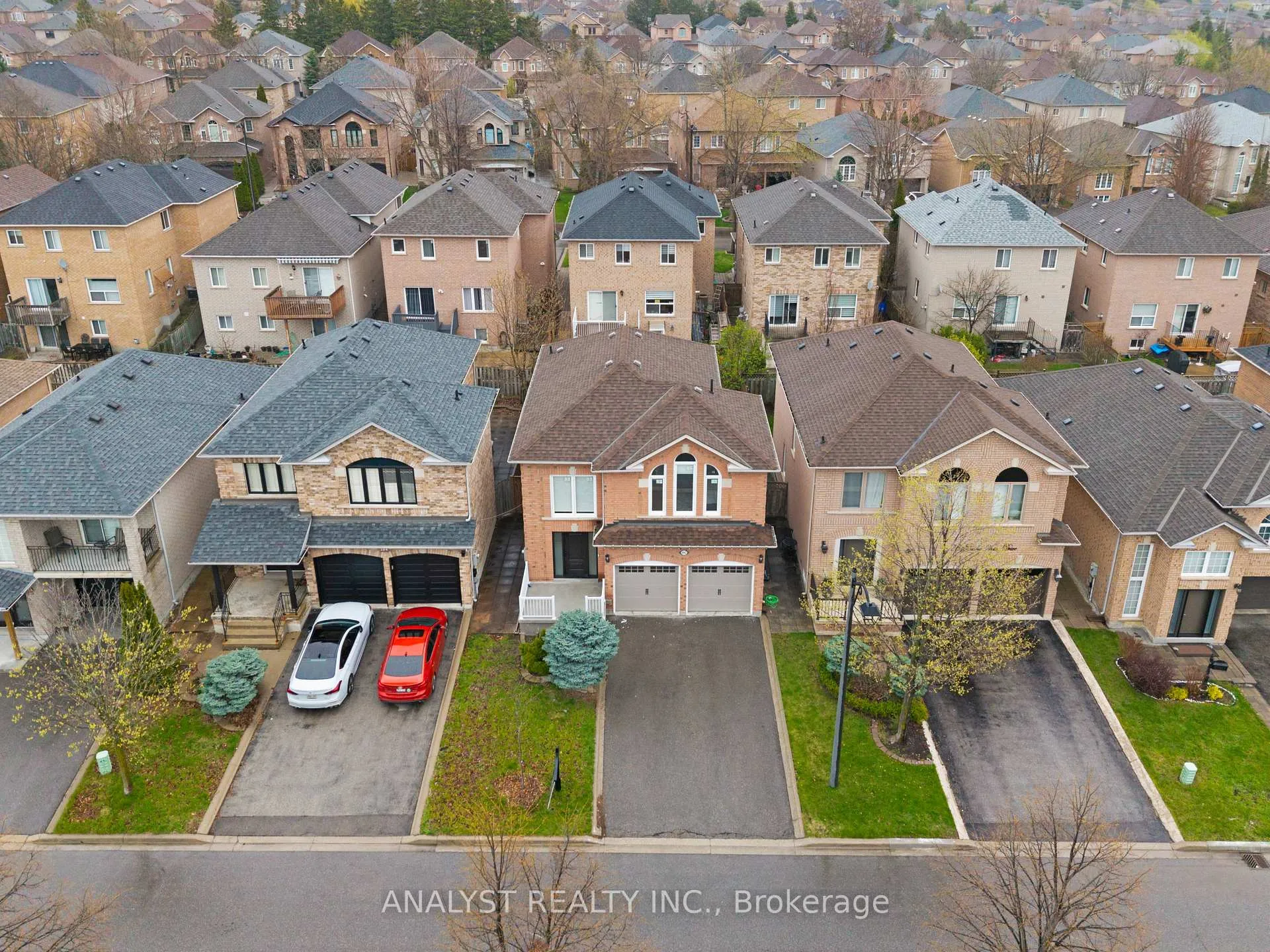 Photo 2 of 182 Buena Vista Drive, Vaughan, Sonoma Heights — HOMEH