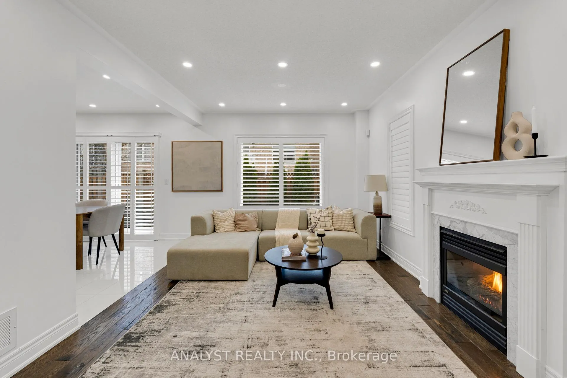Photo 6 of 182 Buena Vista Drive, Vaughan, Sonoma Heights — HOMEH