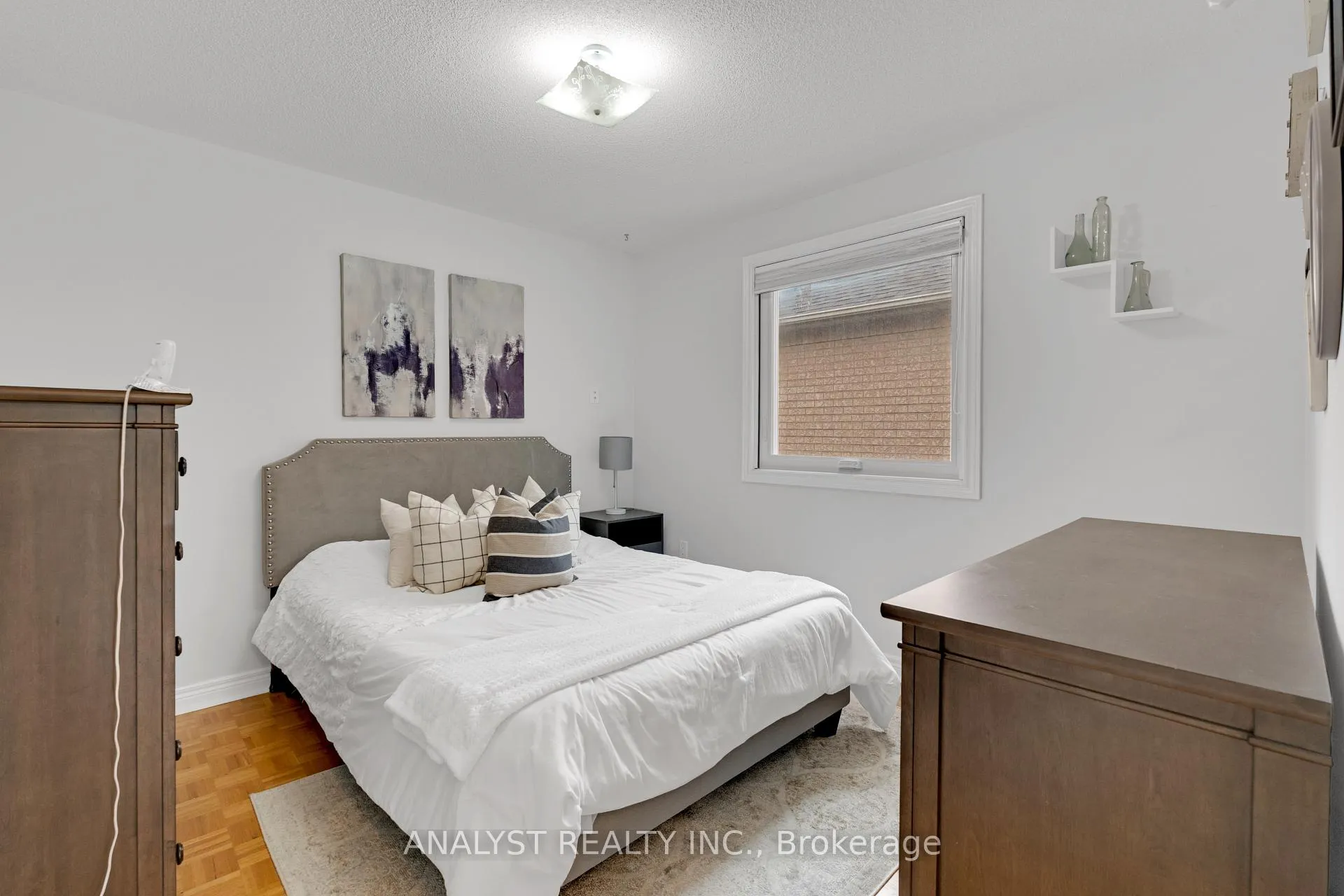Photo 21 of 182 Buena Vista Drive, Vaughan, Sonoma Heights — HOMEH
