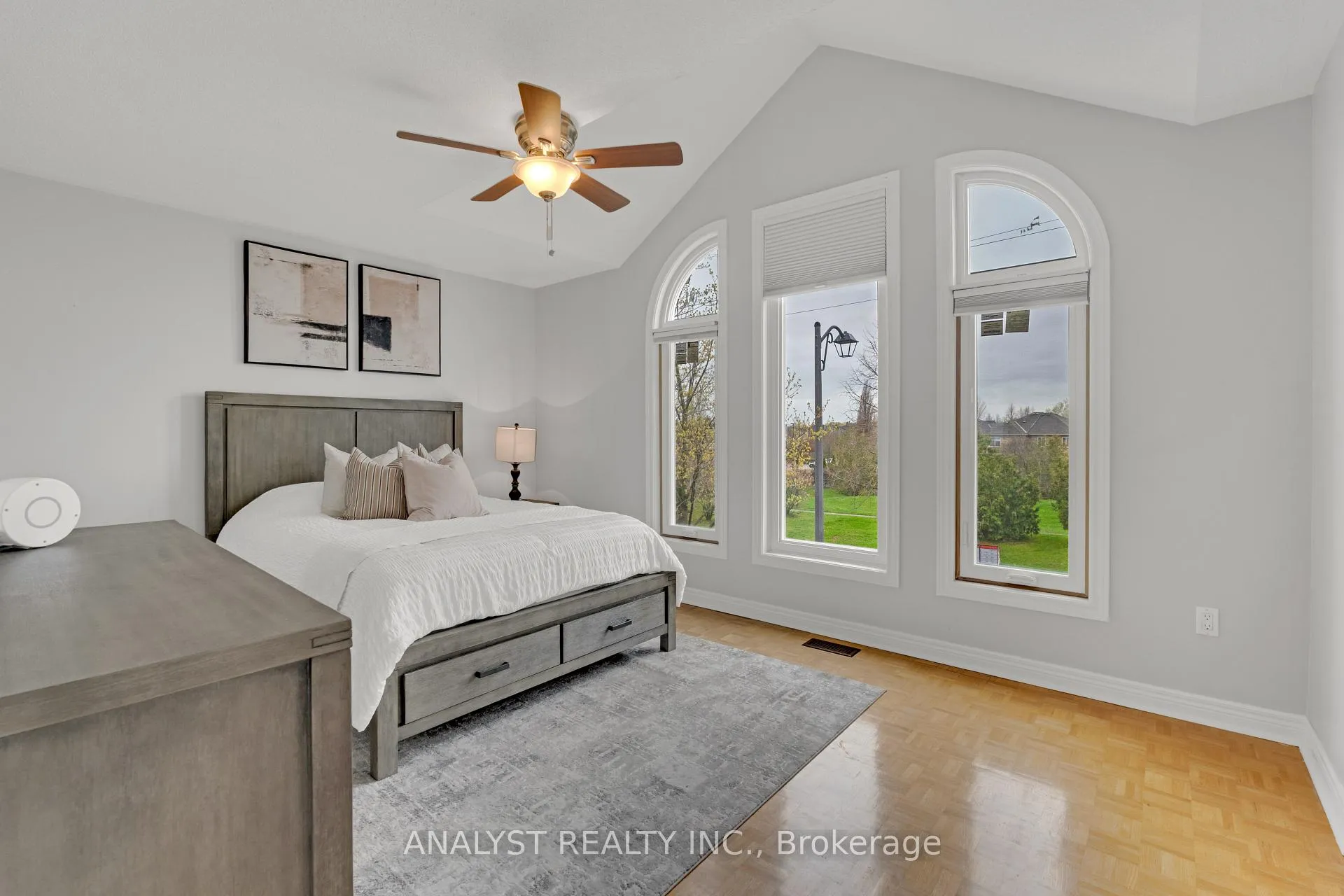 Photo 23 of 182 Buena Vista Drive, Vaughan, Sonoma Heights — HOMEH