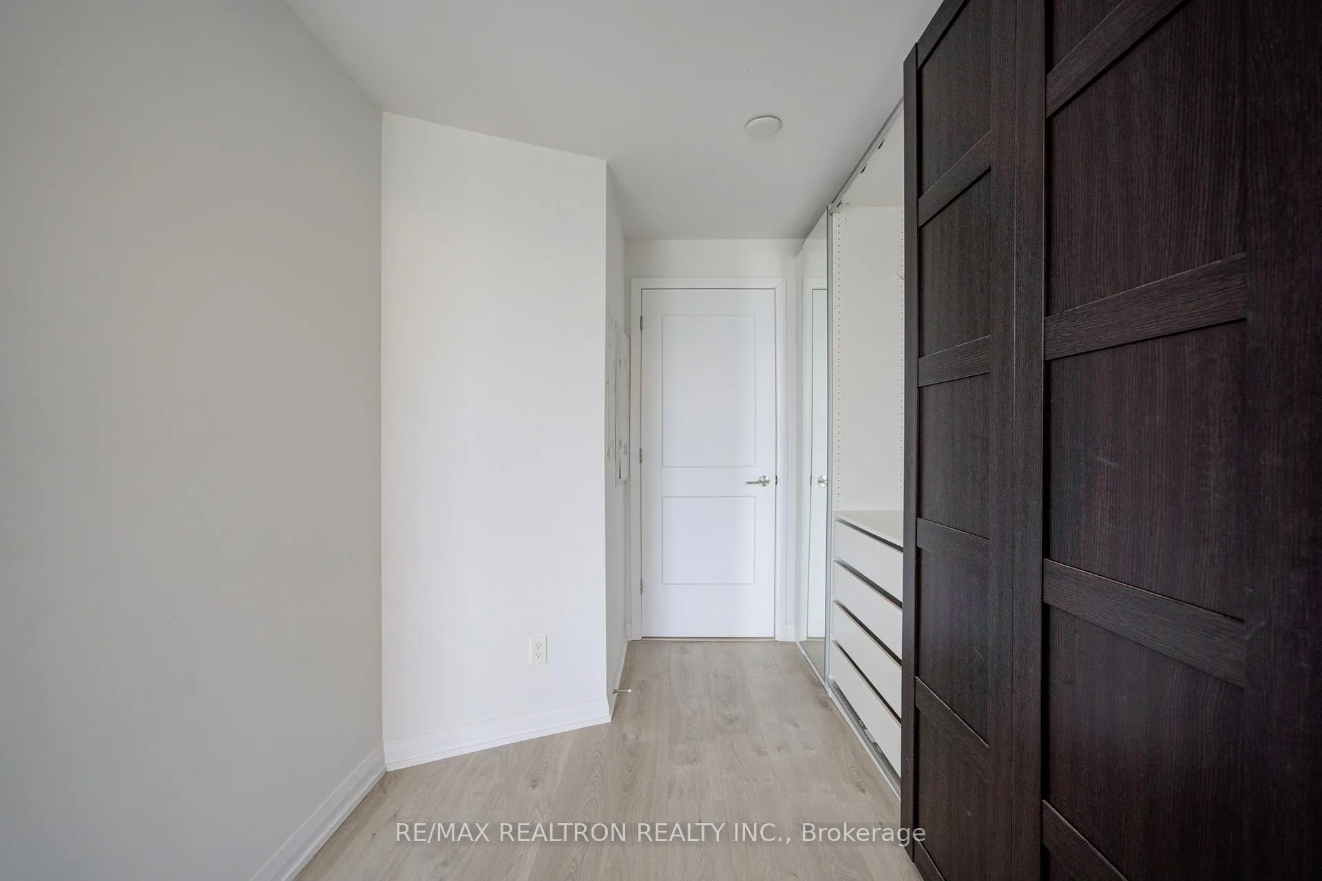 Photo 26 of Unit Th33, 1050 Portage Parkway, Vaughan, Concord — HOMEH
