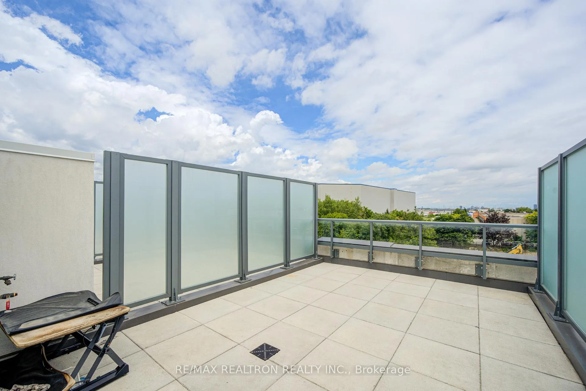 Photo 39 of Unit Th33, 1050 Portage Parkway, Vaughan, Concord — HOMEH