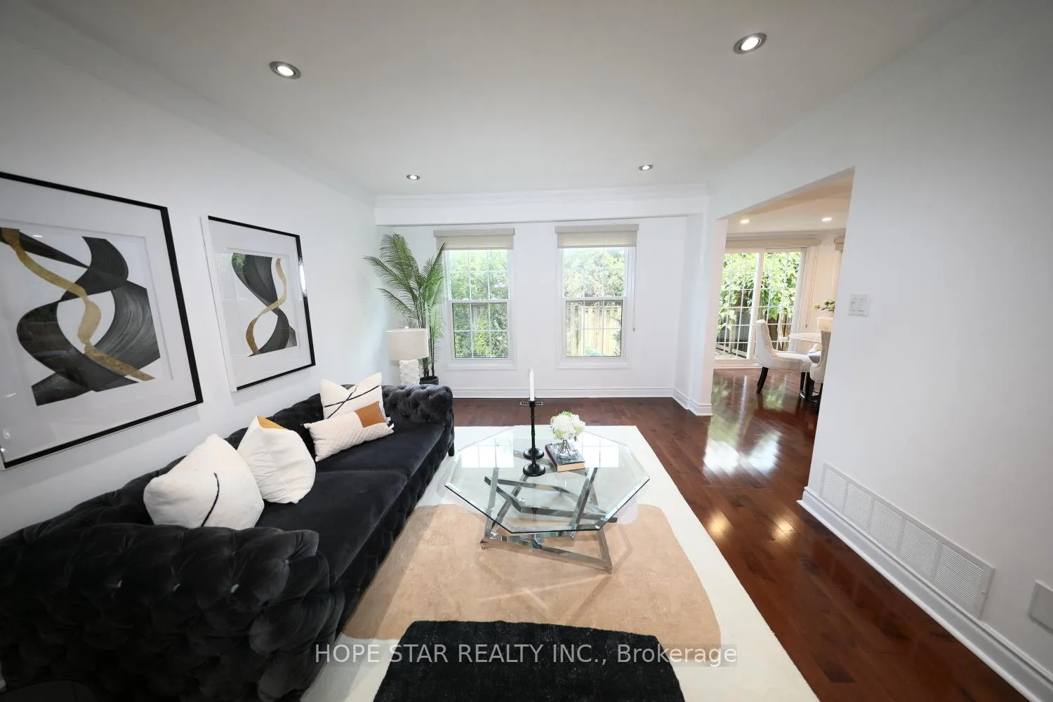 Photo 15 of 26 Ferndell Circle, Markham, Unionville — HOMEH
