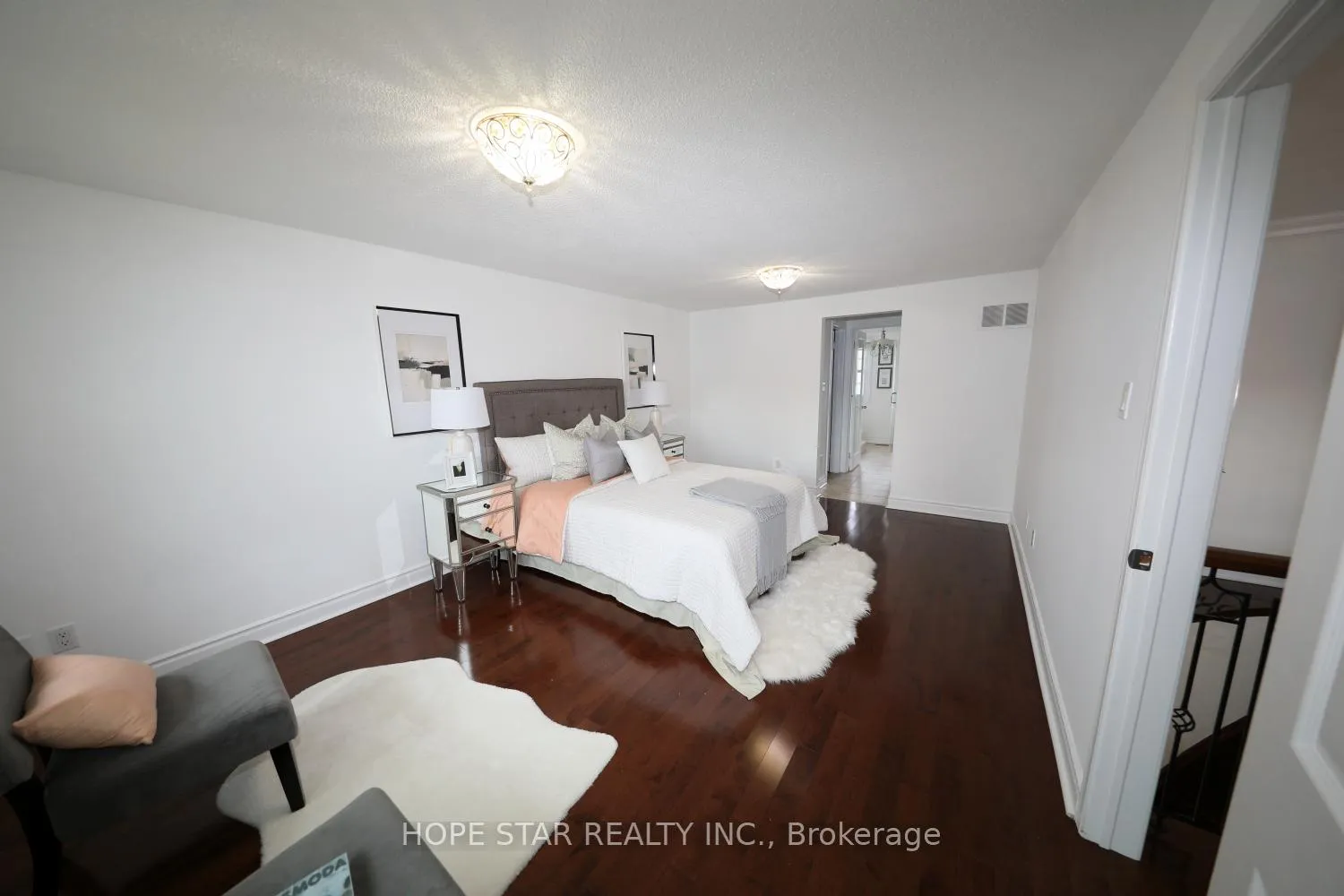 Photo 18 of 26 Ferndell Circle, Markham, Unionville — HOMEH