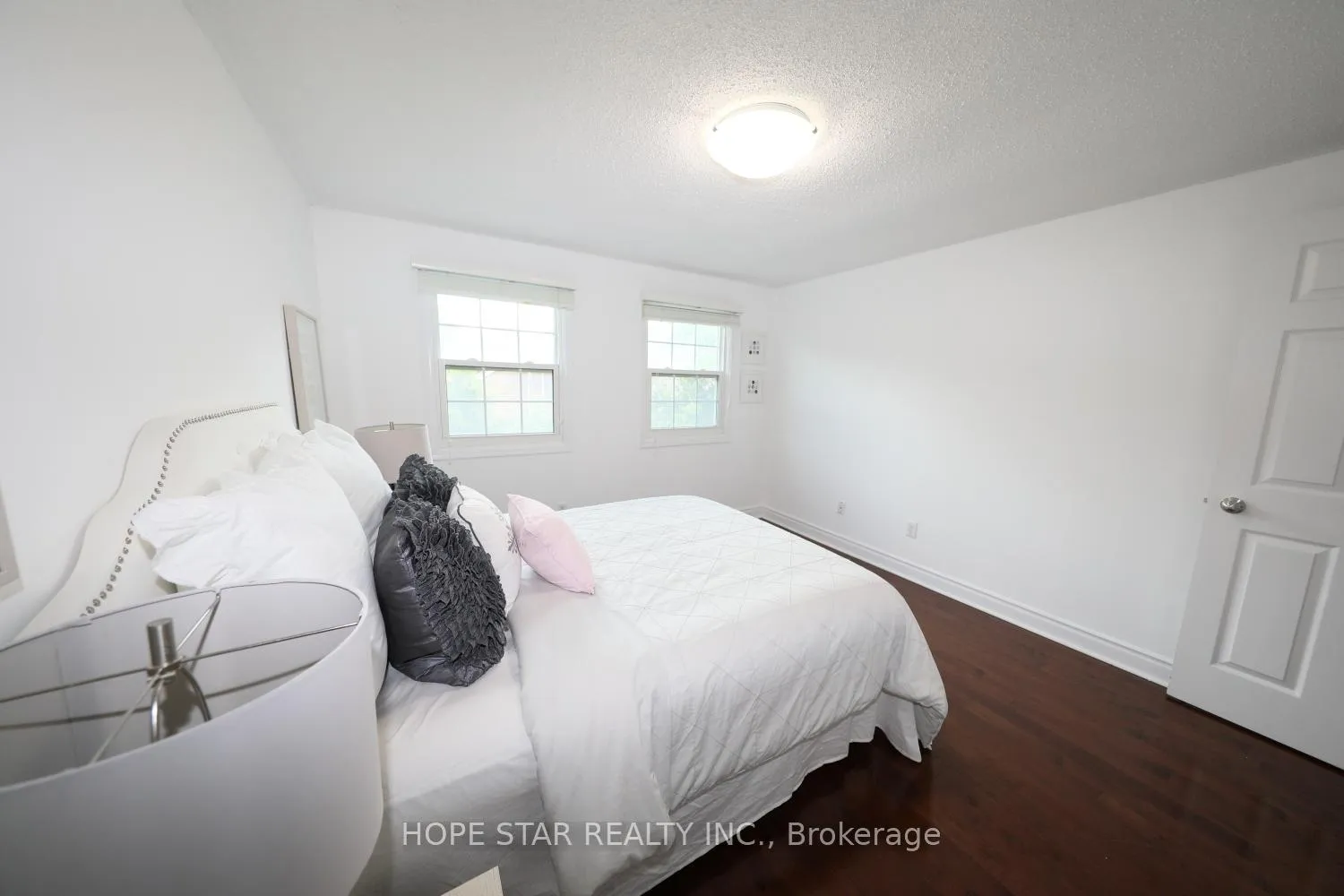 Photo 31 of 26 Ferndell Circle, Markham, Unionville — HOMEH
