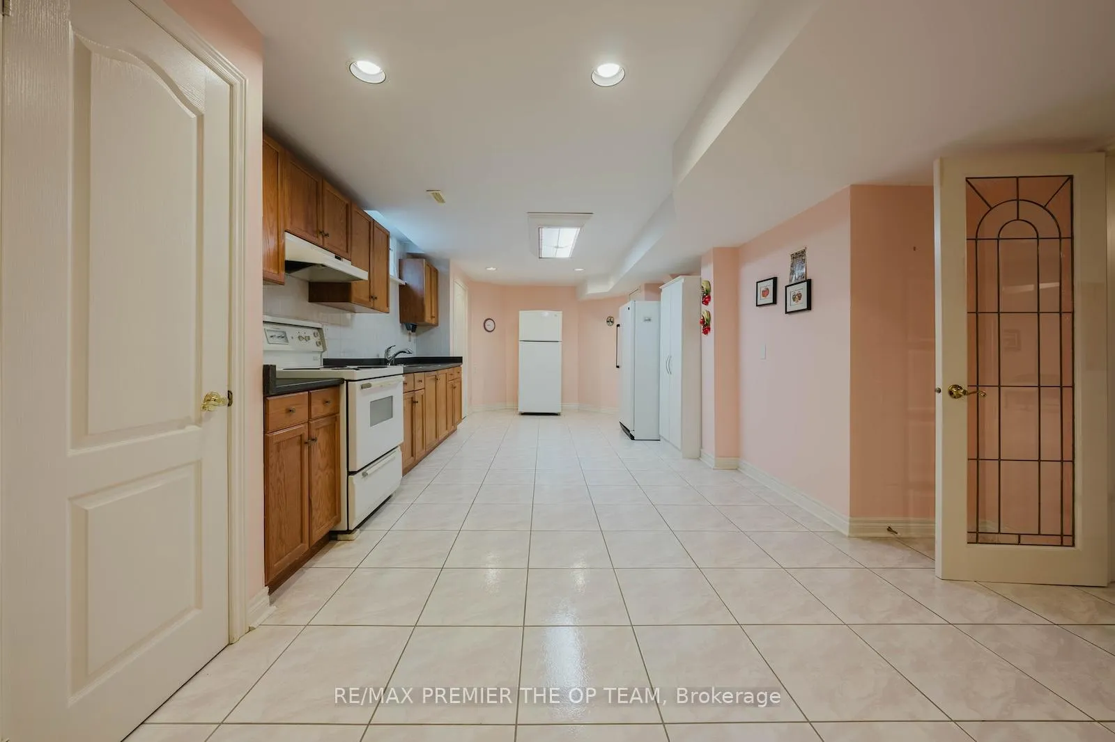 Photo 7 of Unit BSMT, 77 Malden Street, Vaughan, East Woodbridge — HOMEH