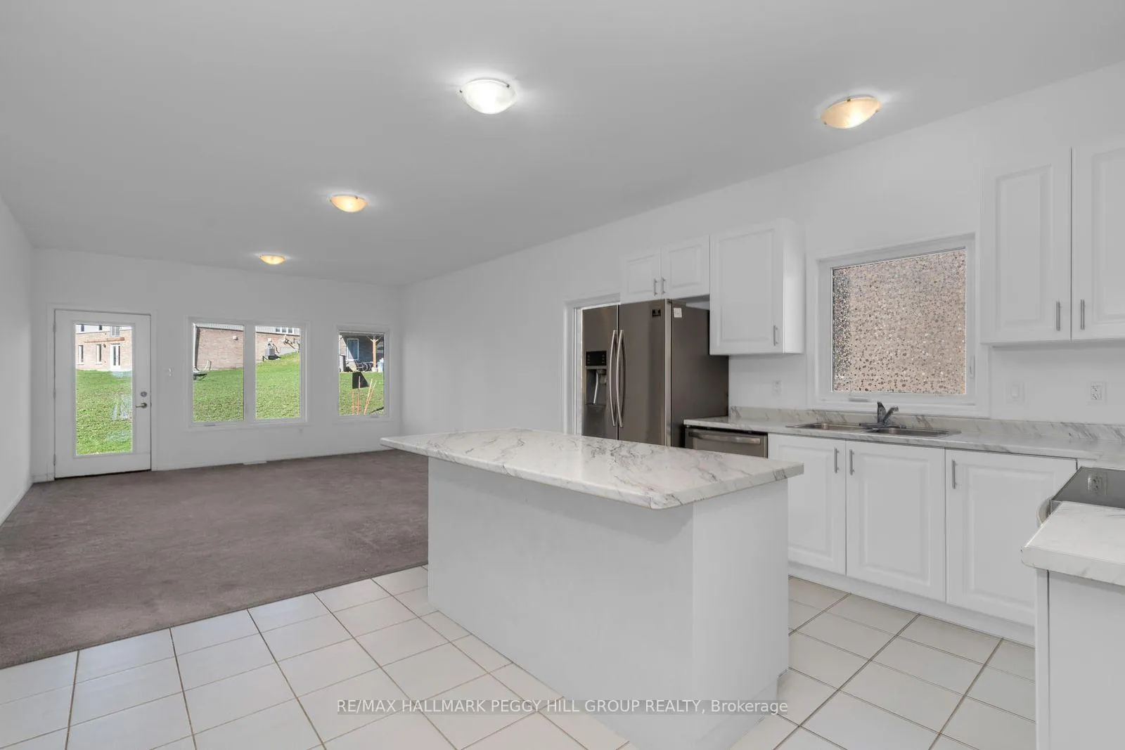 Photo 4 of 98 Isabella Drive, Orillia — HOMEH