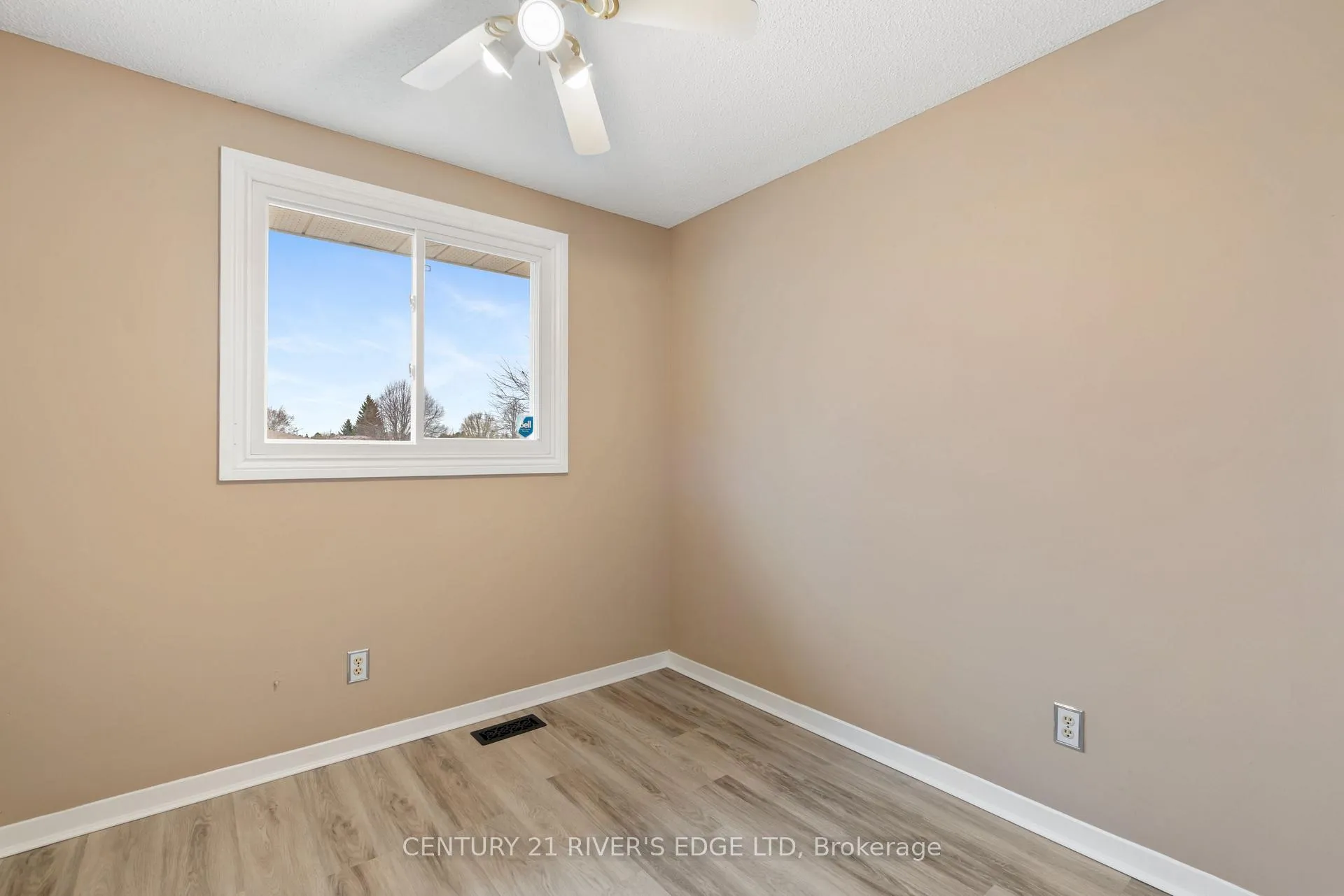 Photo 17 of 283 Melanie Avenue, Kingston, East Gardiners Rd — HOMEH