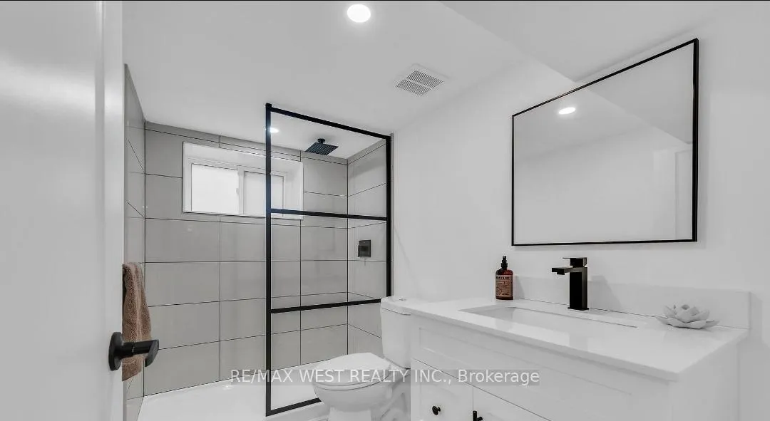 Photo 7 of 413 Paling Avenue, Hamilton, Homeside — HOMEH