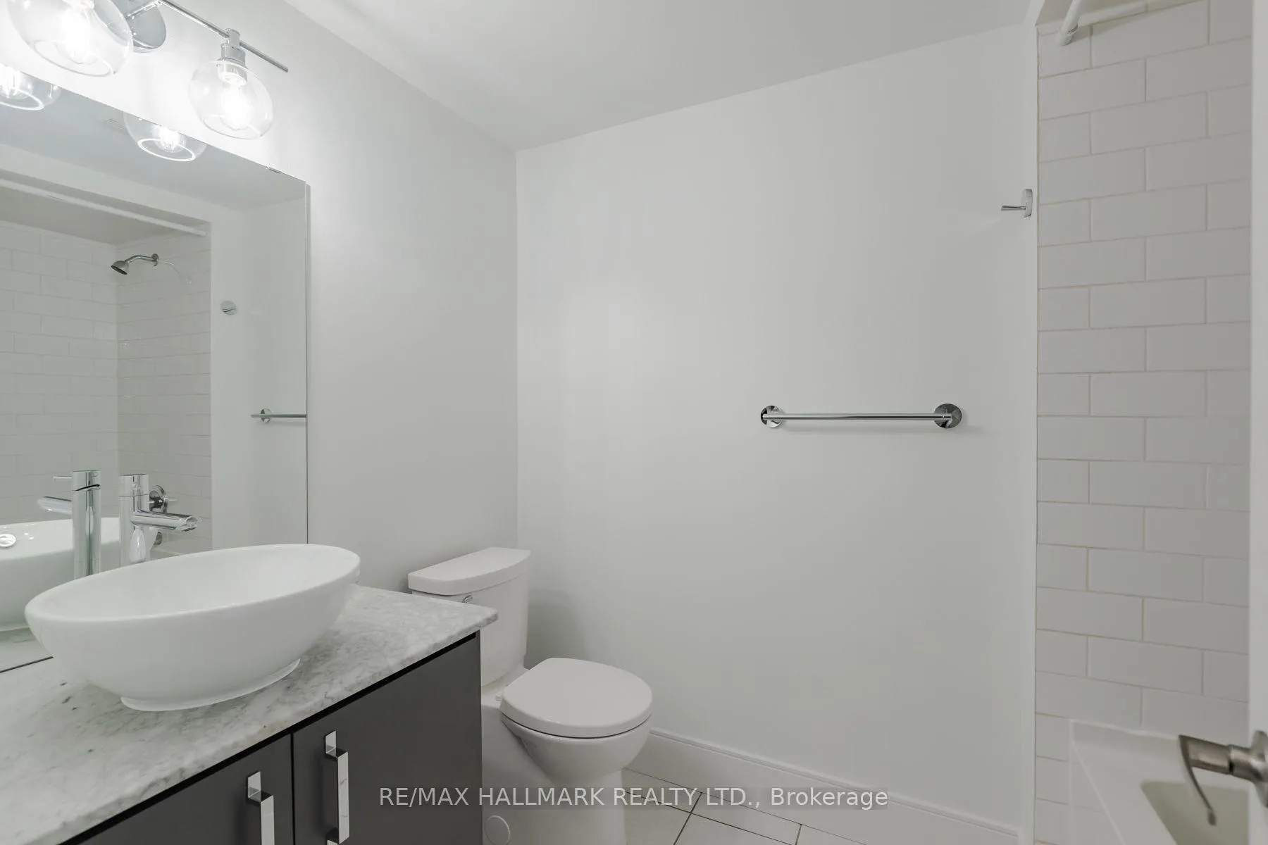 Photo 12 of Unit 36, 99 The Queensway, Toronto, High Park-Swansea — HOMEH
