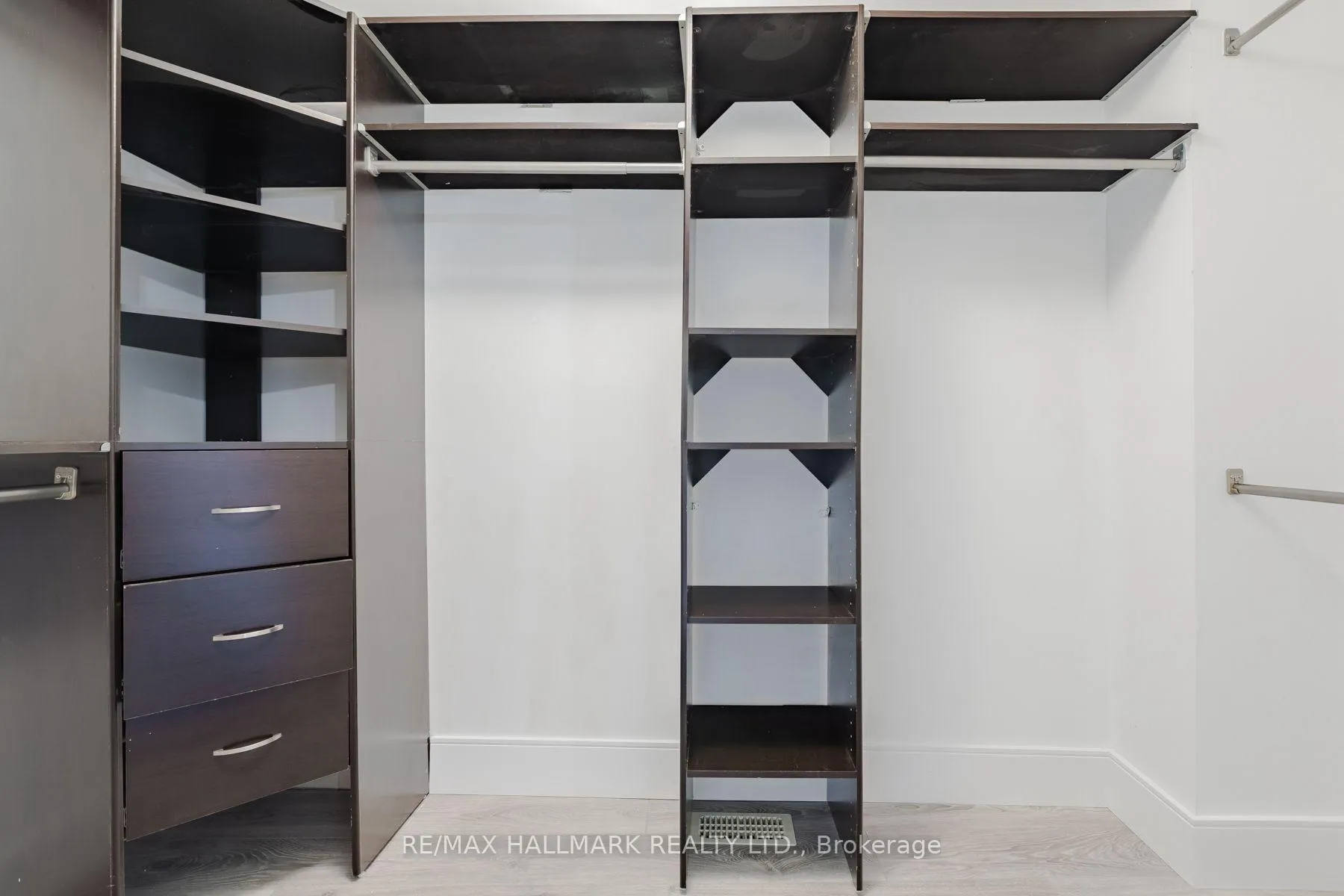 Photo 13 of Unit 36, 99 The Queensway, Toronto, High Park-Swansea — HOMEH